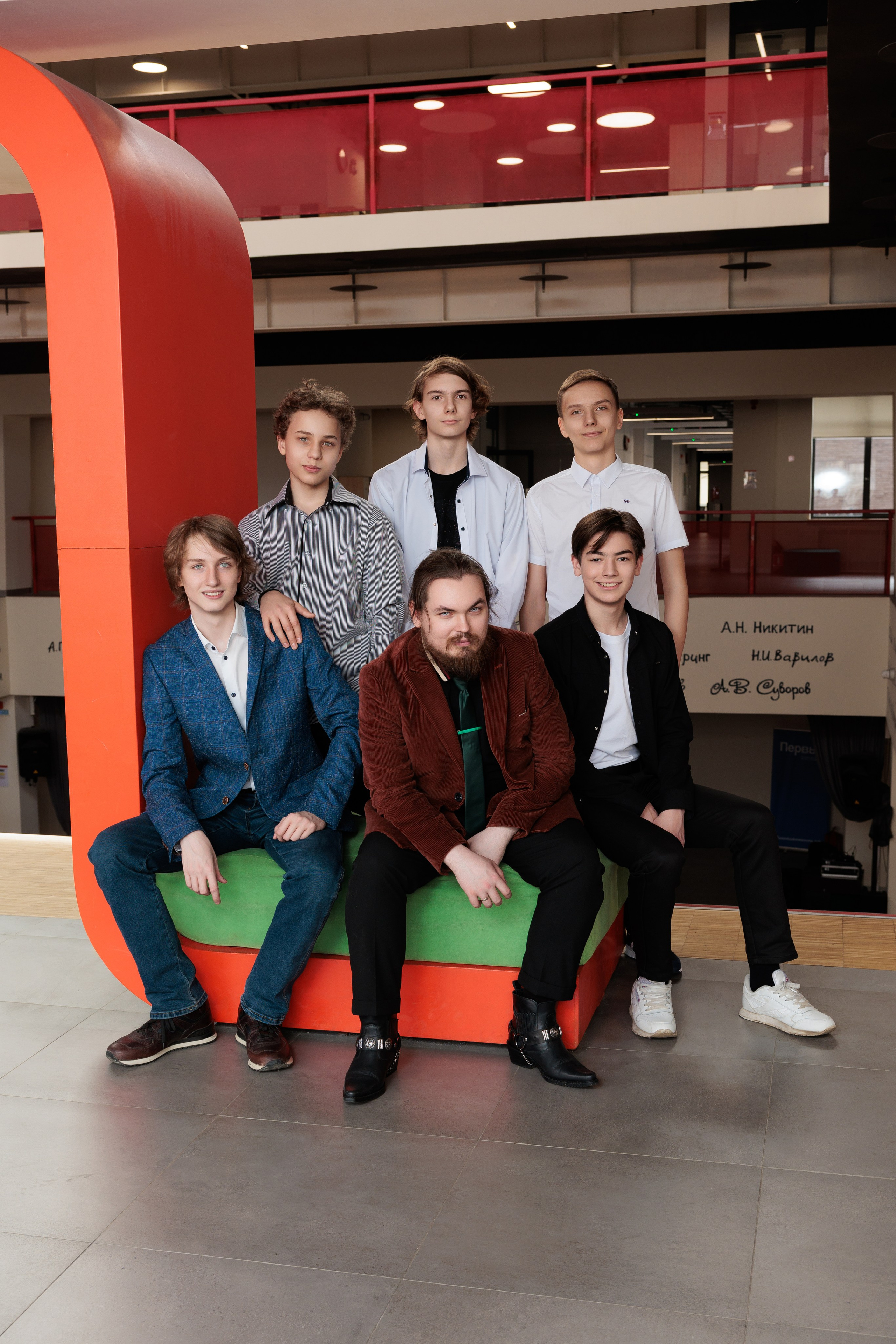 Школа 9-11 классы. Выпускные альбомы для детского сада и школы