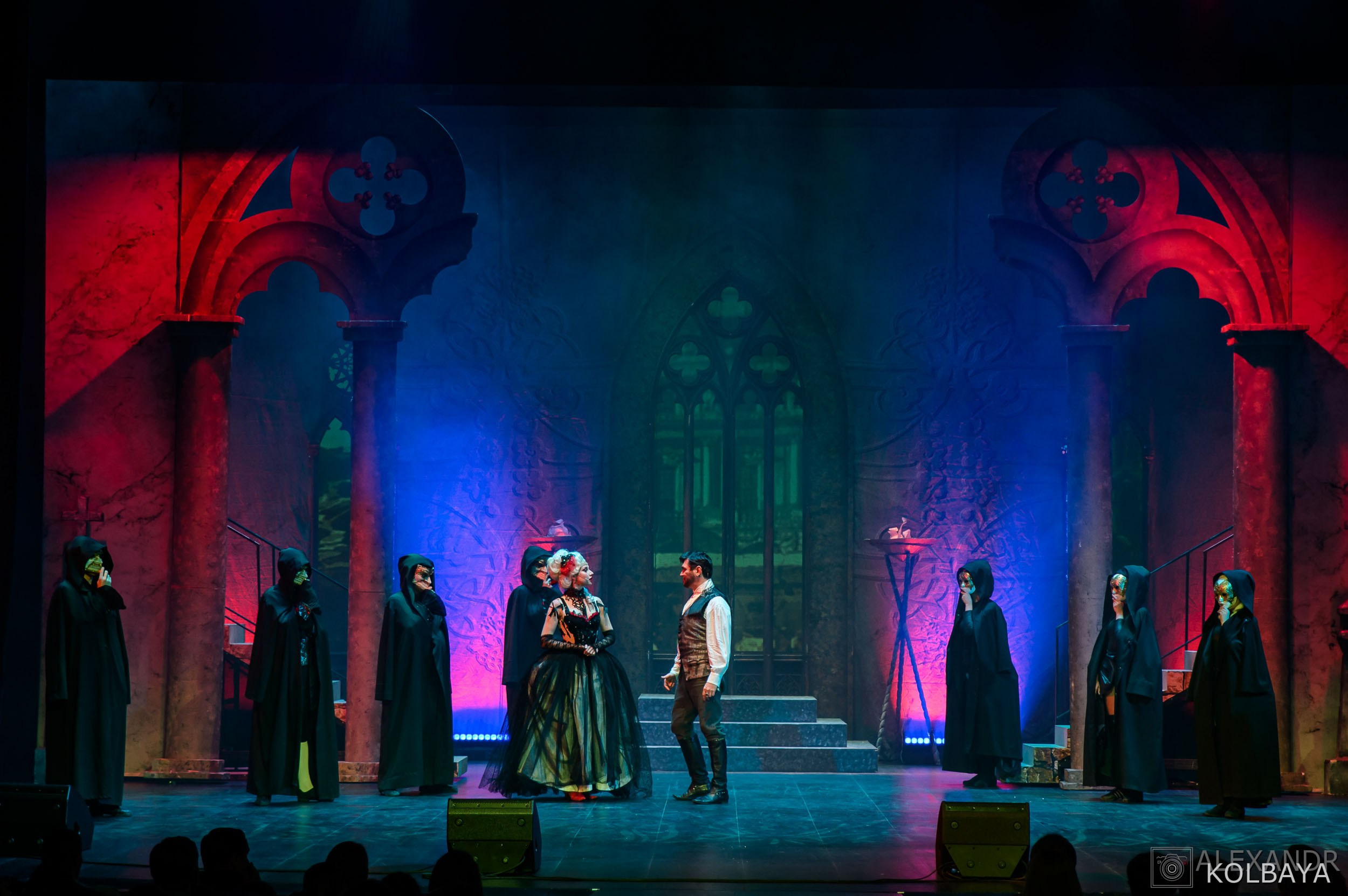 Опасные связи. Концертный и театральный репортажный фотограф в Москве Александр Колбая