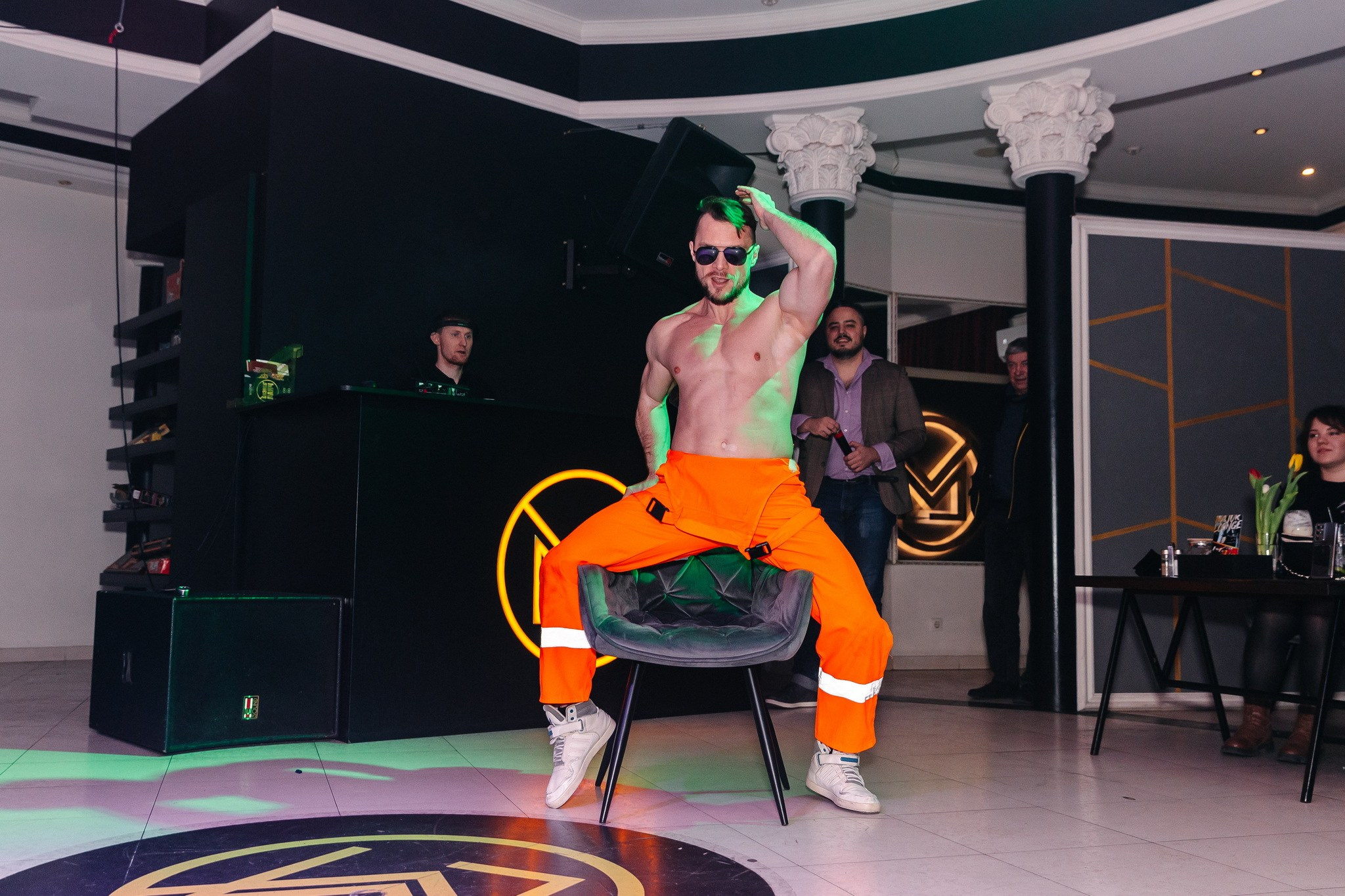 8 марта в лаунж-баре Major 2024. Свадебный, семейный и детский фотограф в Калининграде Елена Кравцова