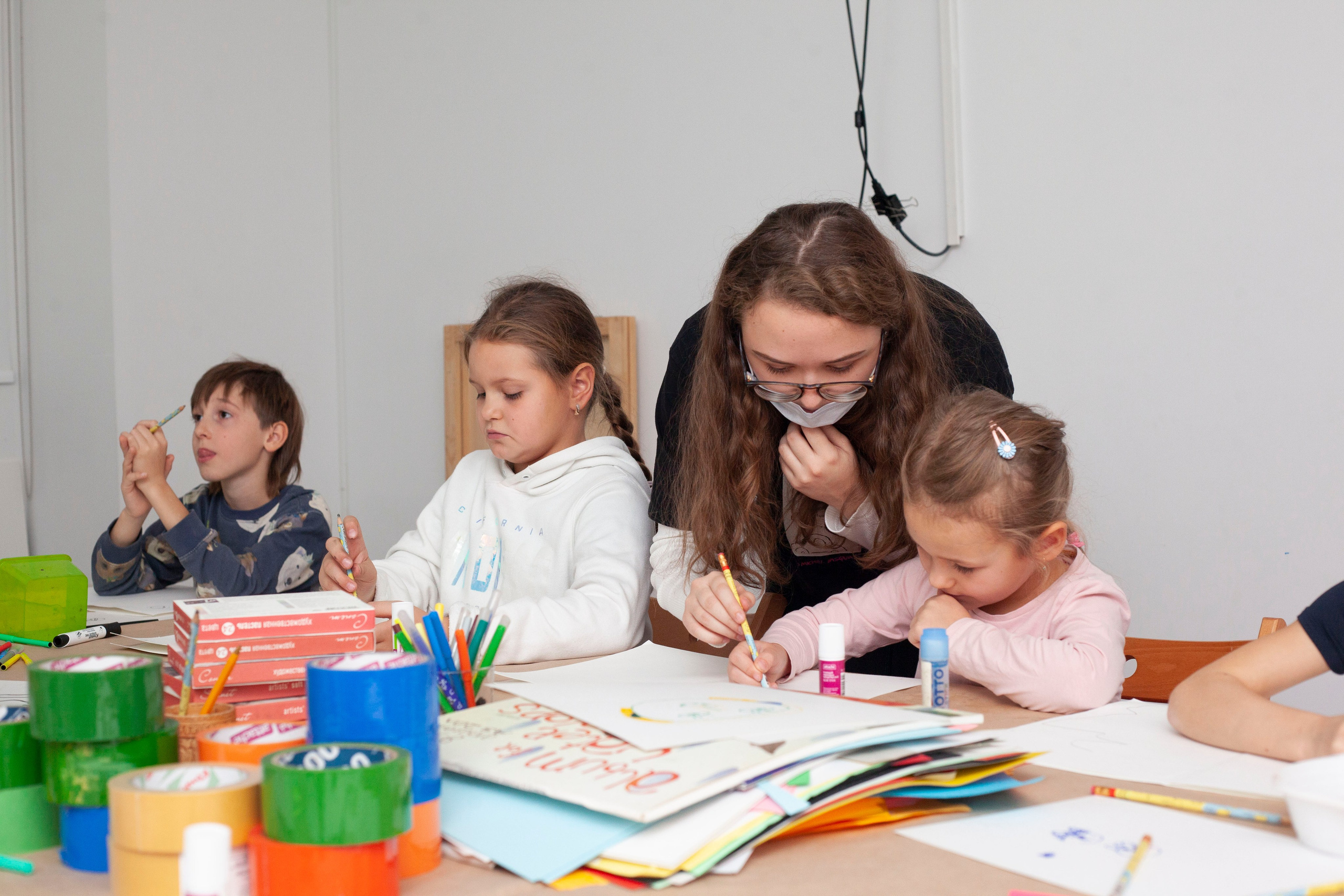 Детский мастер-класс в ММОМА. Stanislav Baryshev — People. Emotions. Atmosphere