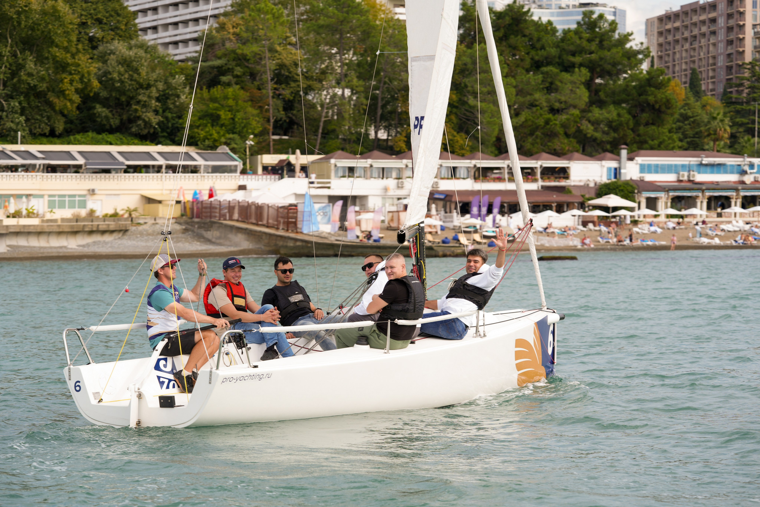 Яхтенная регата для компании Агрегатка. Репортажный фотограф в Красной Поляне и Сочи Павлюченко Екатерина