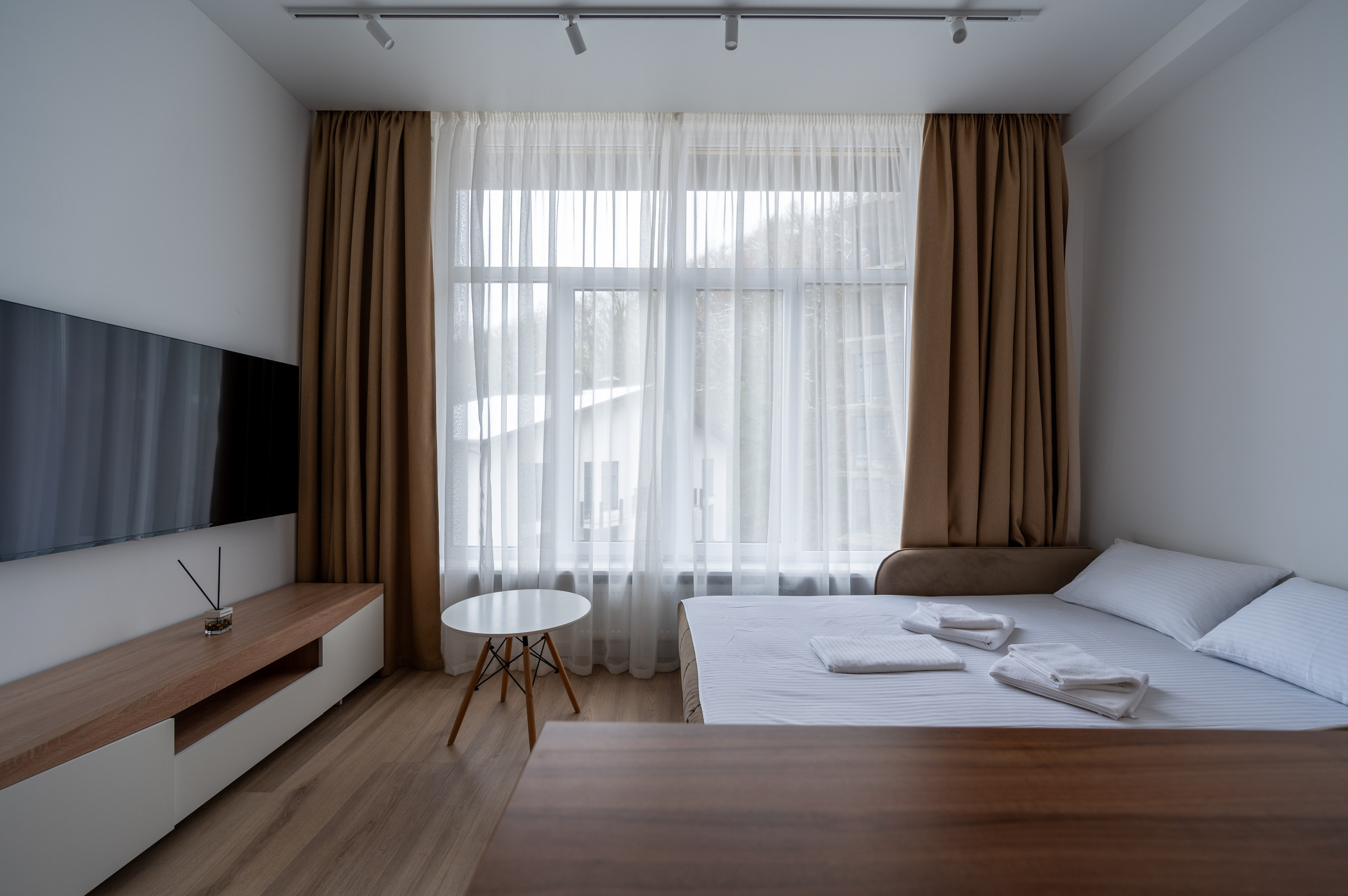 Апарт-отель на Листопадной. Репортажный фотограф в Красной Поляне и Сочи Павлюченко Екатерина