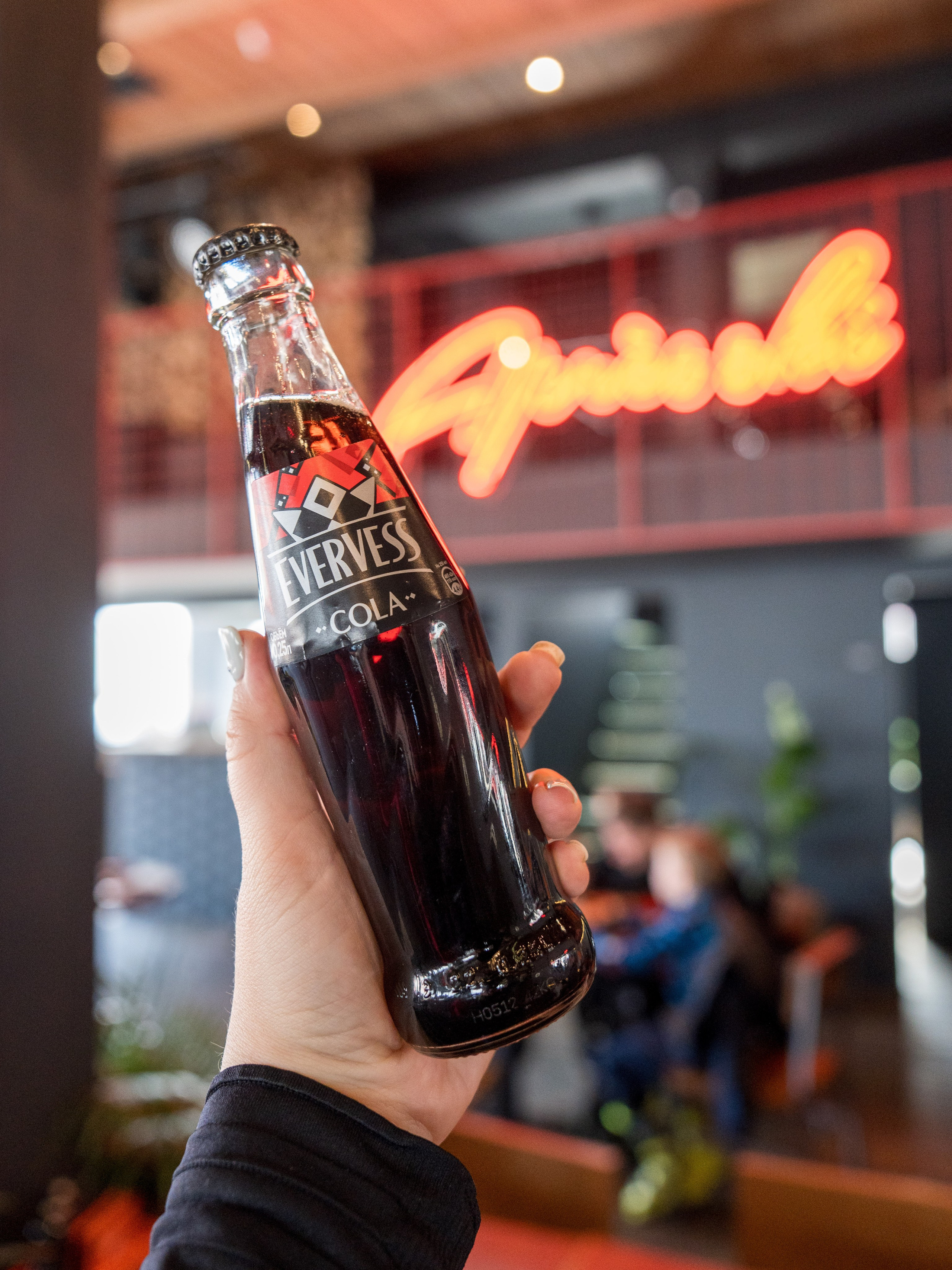 Компания «EVERVESS»: отчет с точек продаж на курортах Красной Поляны. Репортажный фотограф в Красной Поляне и Сочи Павлюченко Екатерина