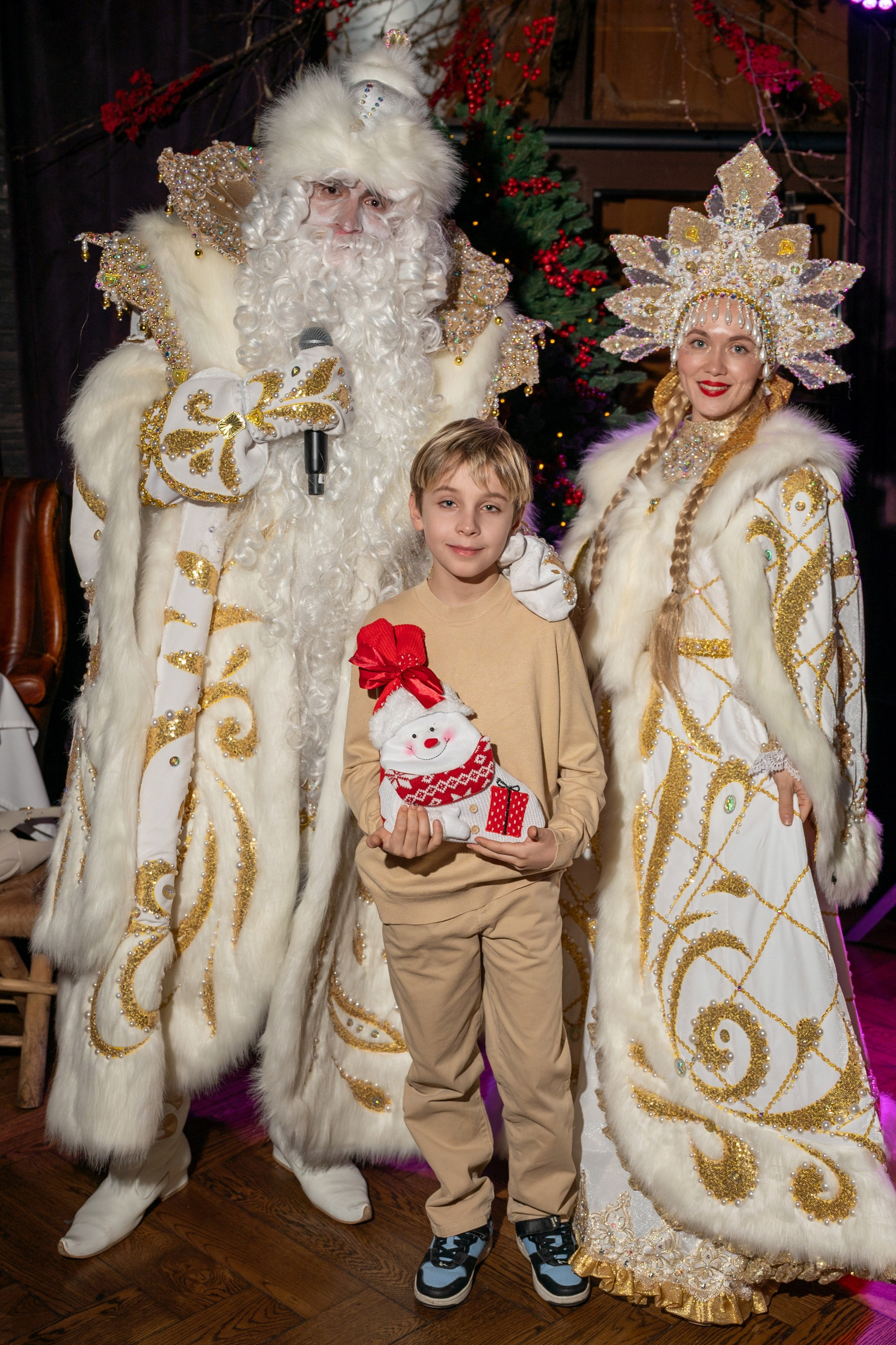 Новый год 2025 в ресторане Red Fox. Репортажный фотограф в Красной Поляне и Сочи Павлюченко Екатерина