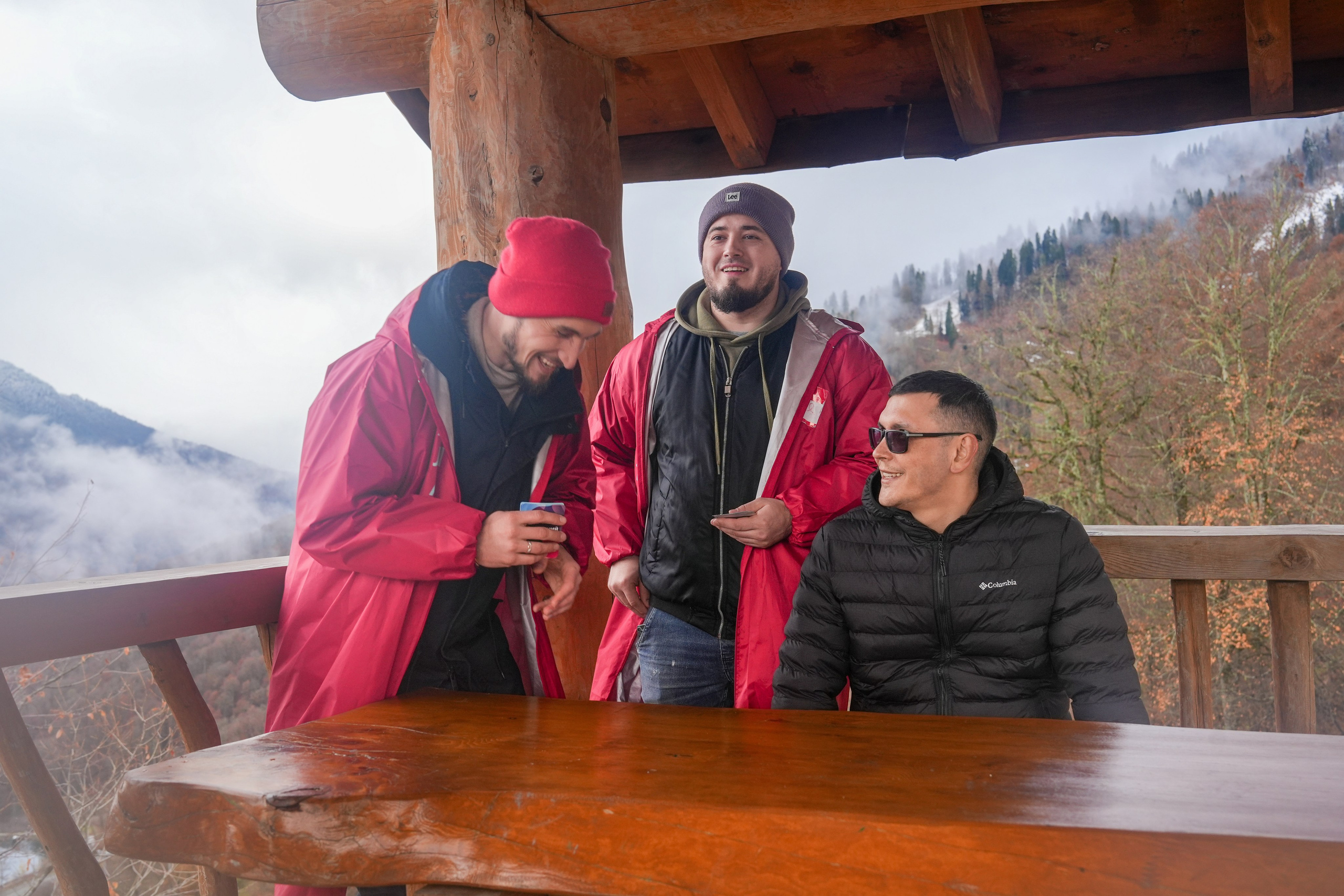 MICE мероприятие — хайкинг на курорте Роза Хутор. Репортажный фотограф в Красной Поляне и Сочи Павлюченко Екатерина