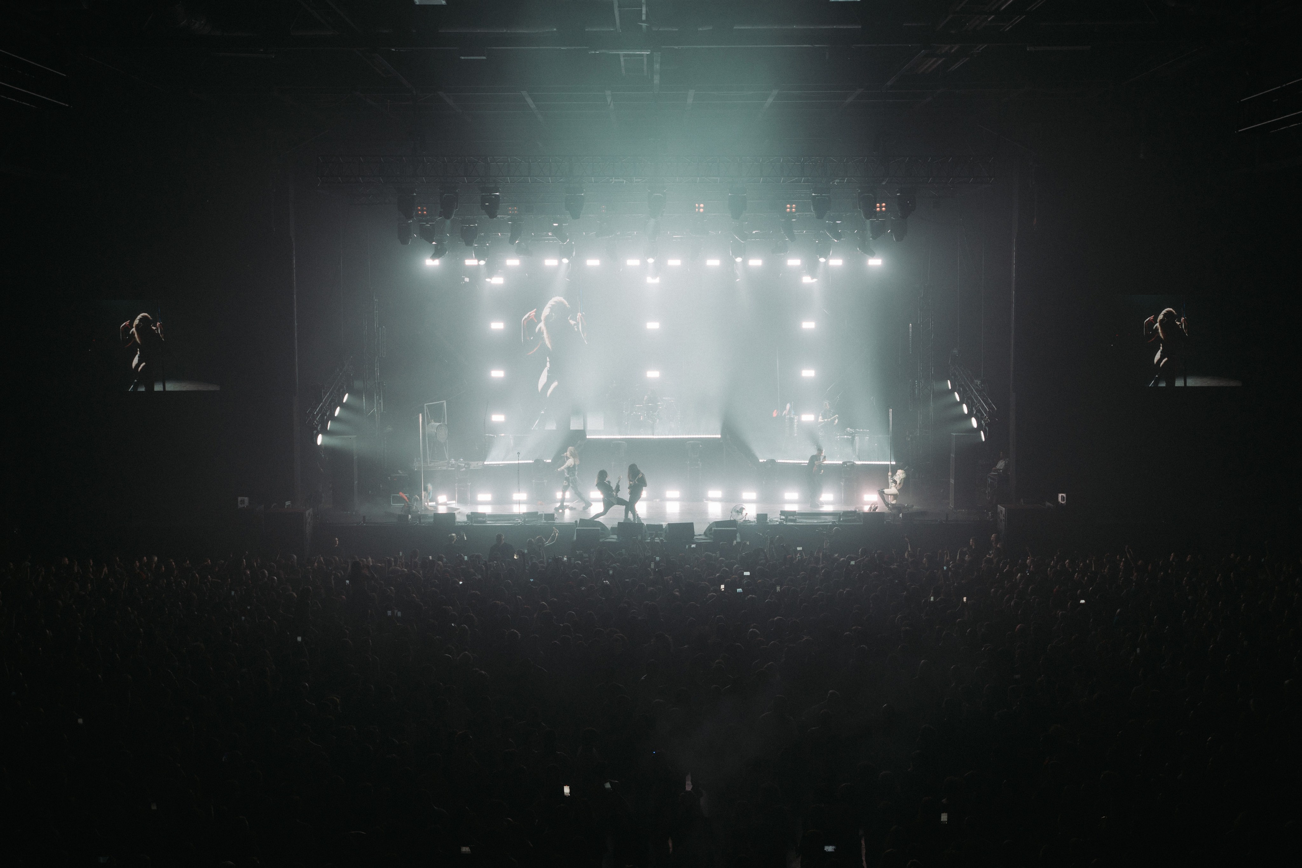 NEVERLOVE. Игорь Богатов — фотограф