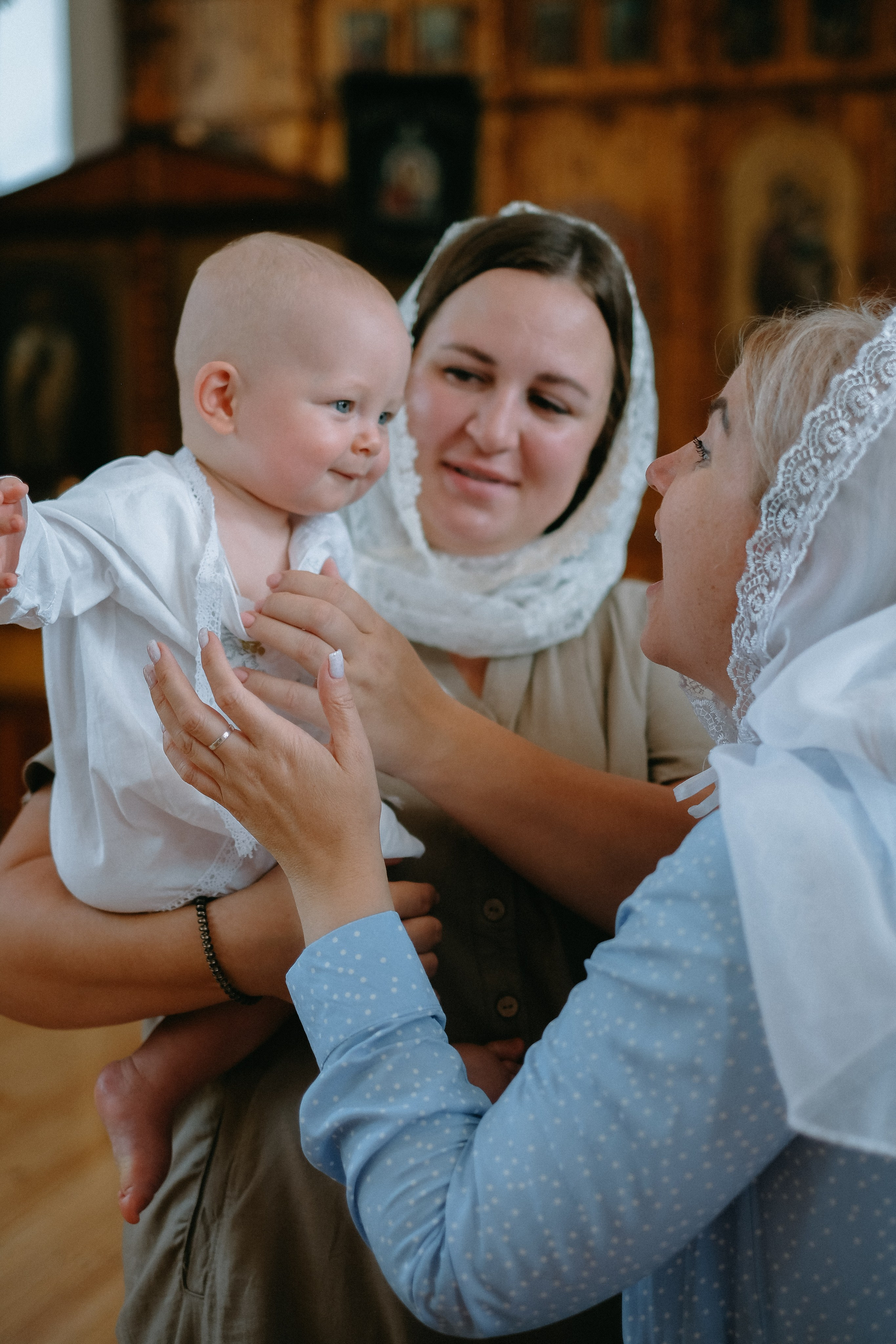 Крещение Александра. ФОТОГРАФ АННА КАЗАРЯН