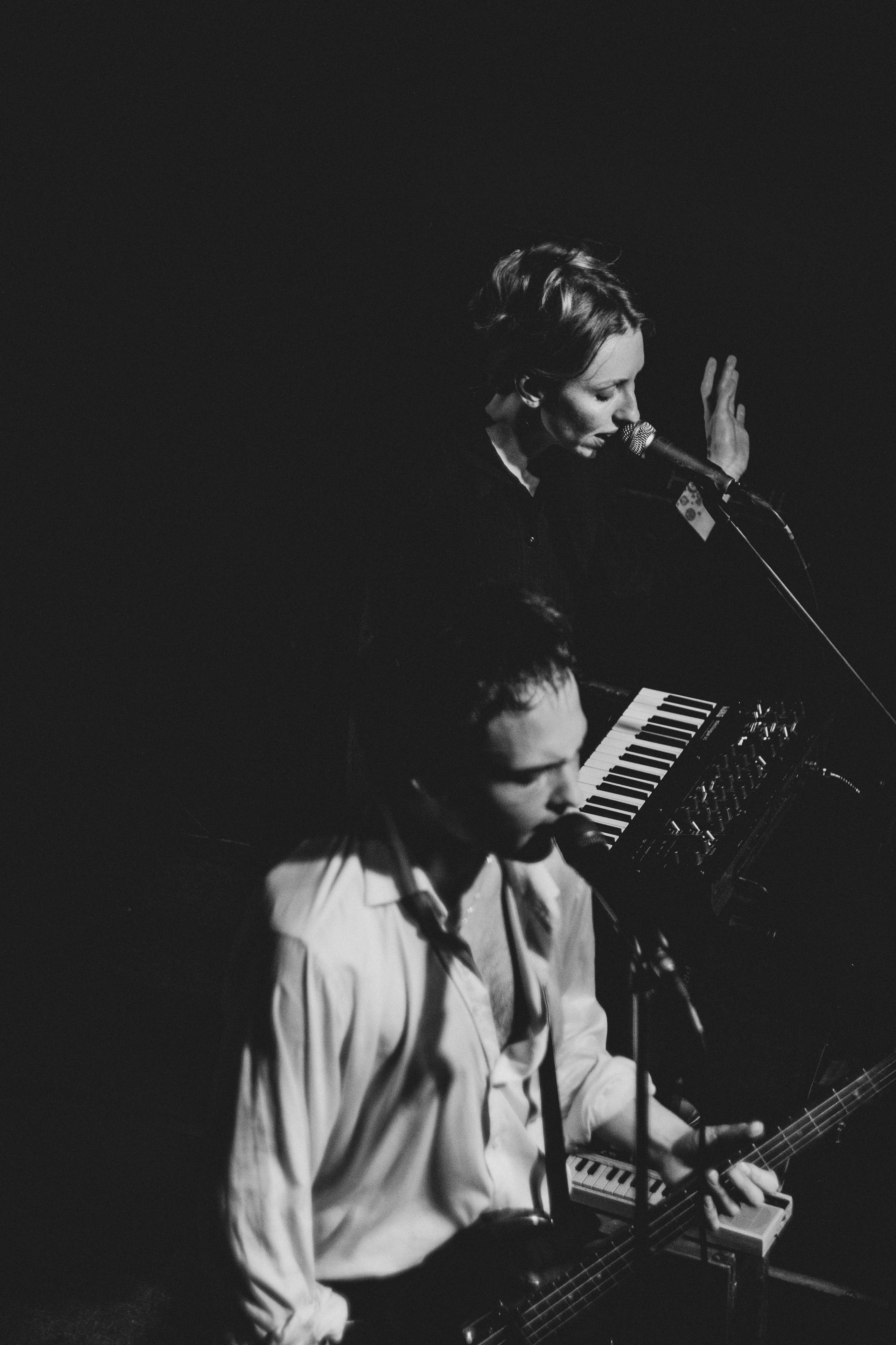 Диктофон. Фотограф для музыкантов, фотограф на концерт, концертный фотограф, съемка концерта, бэкстейдж фотограф