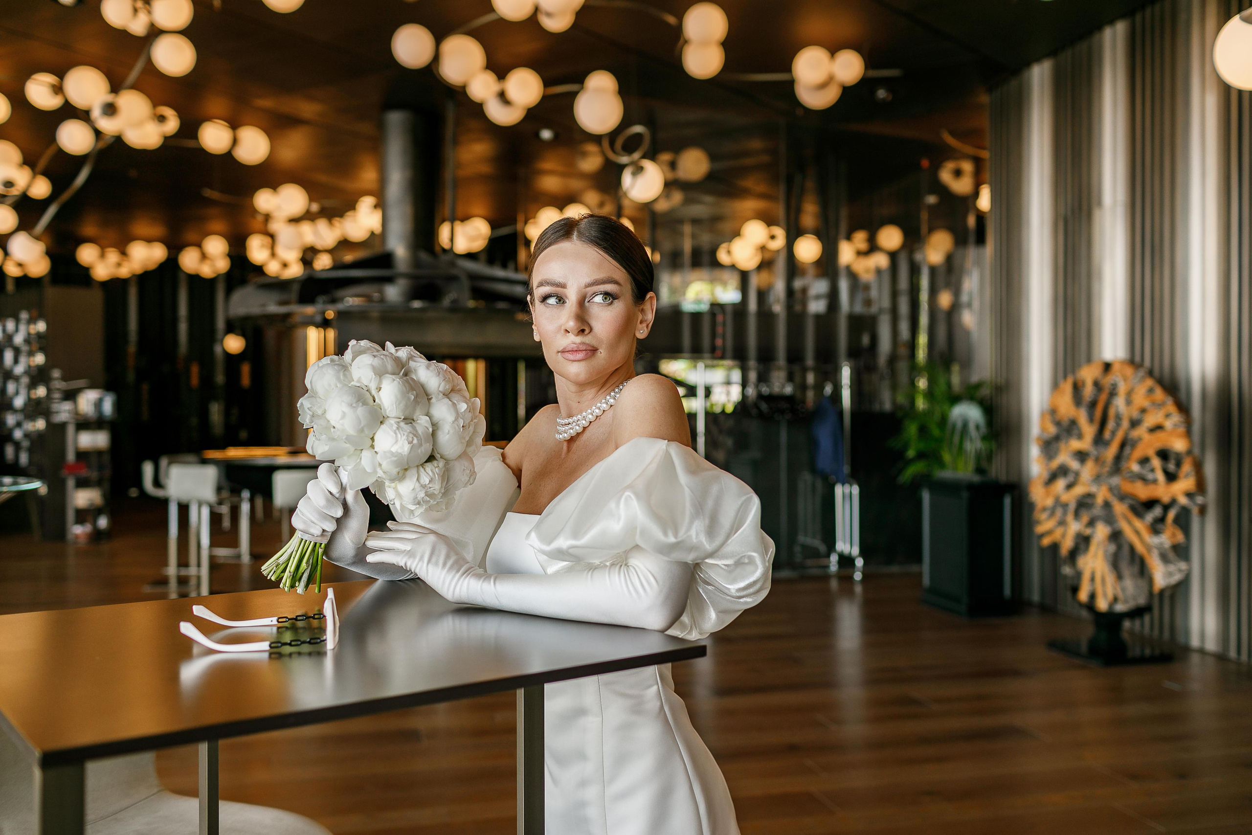 Невесты в красивом платье, это не код ошибки 60-01сбербанк, сексуальная девушка в коротком белом платье.