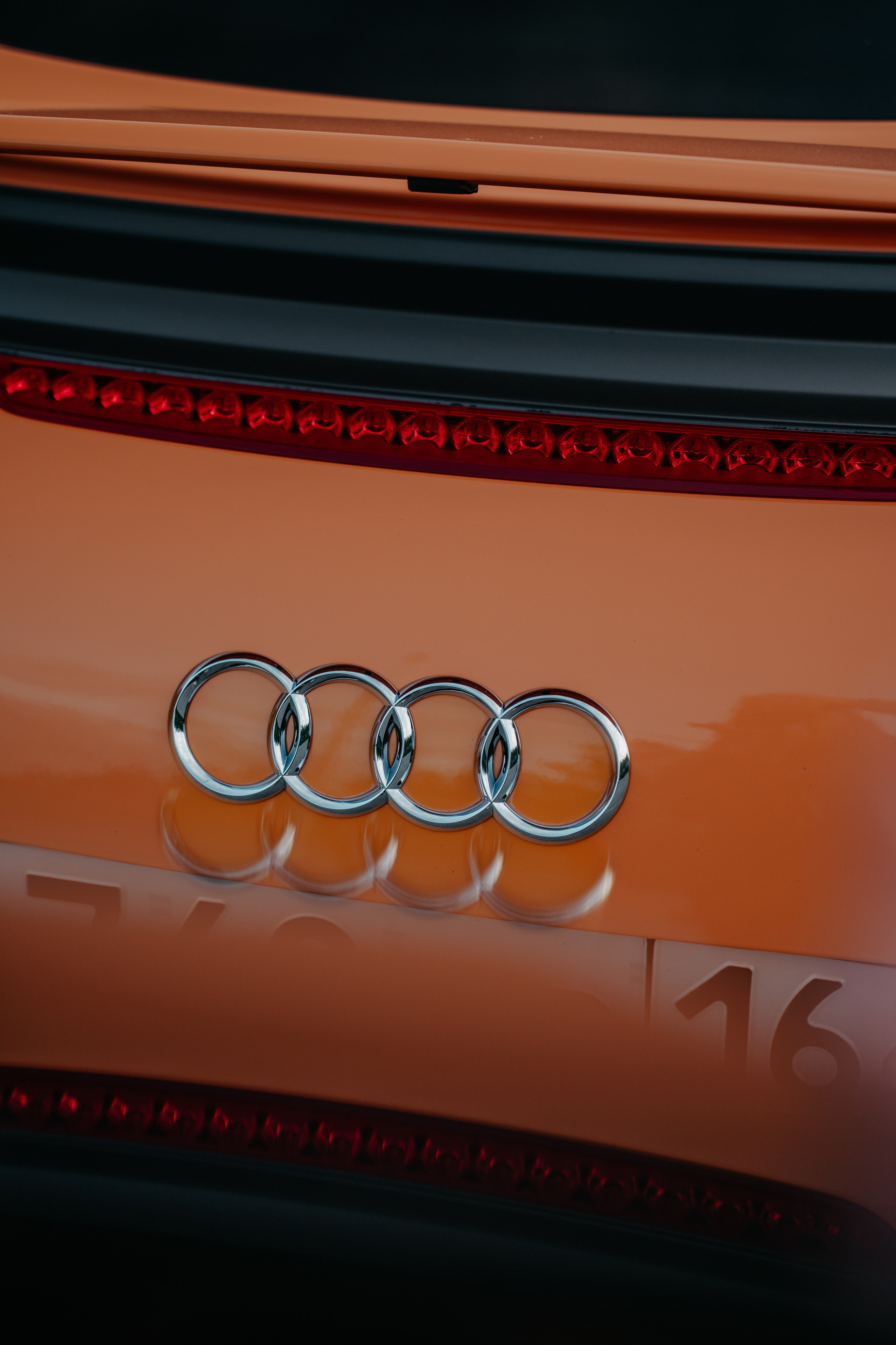 Audi TTs. Фотограф, видеограф и пилот дрона на Байкале