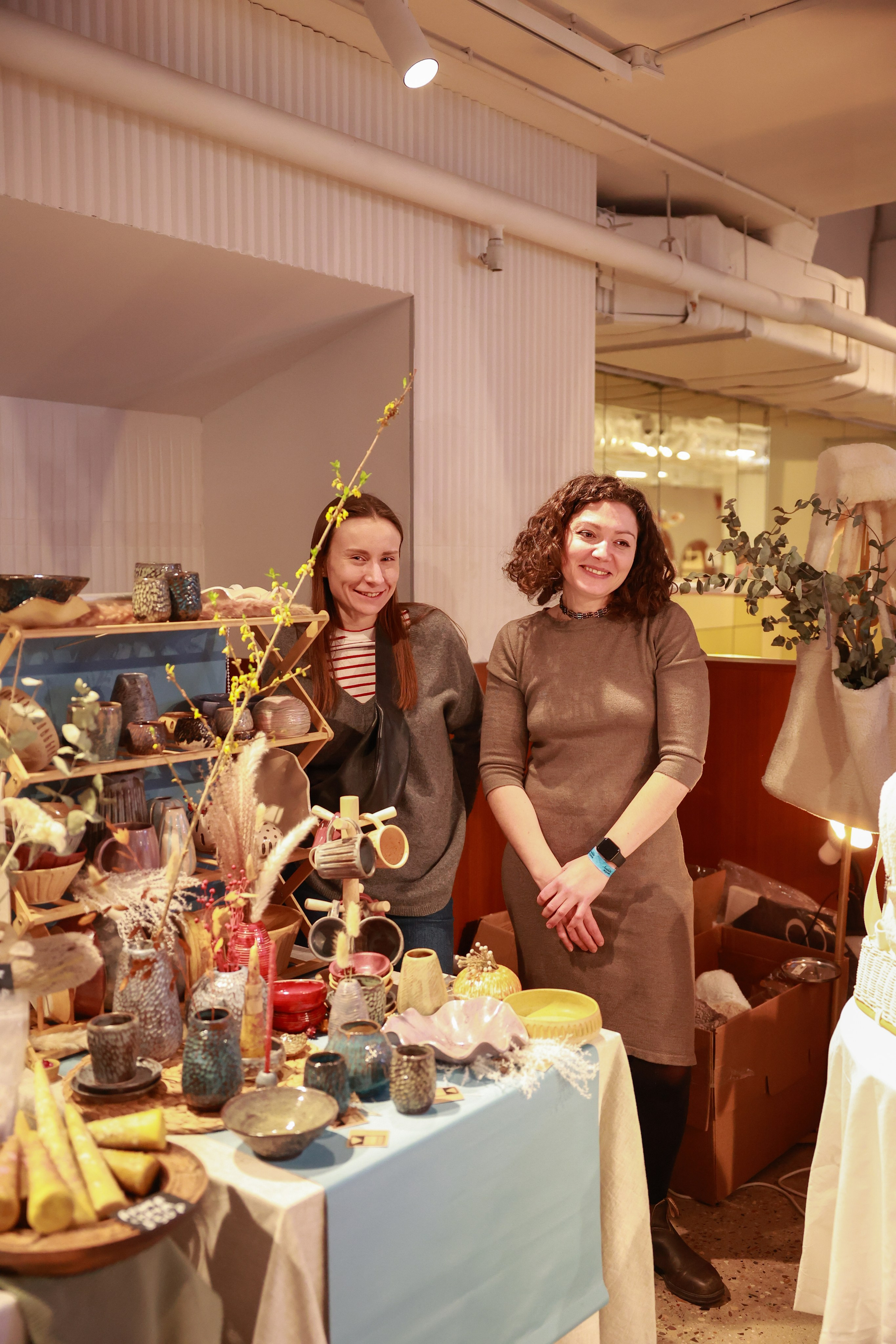 2–3 марта 2024 в пространстве «Три вокзала. Депо» / День 2 / фото Саша Жукова. Фотоотчеты «Ламбада-маркета»