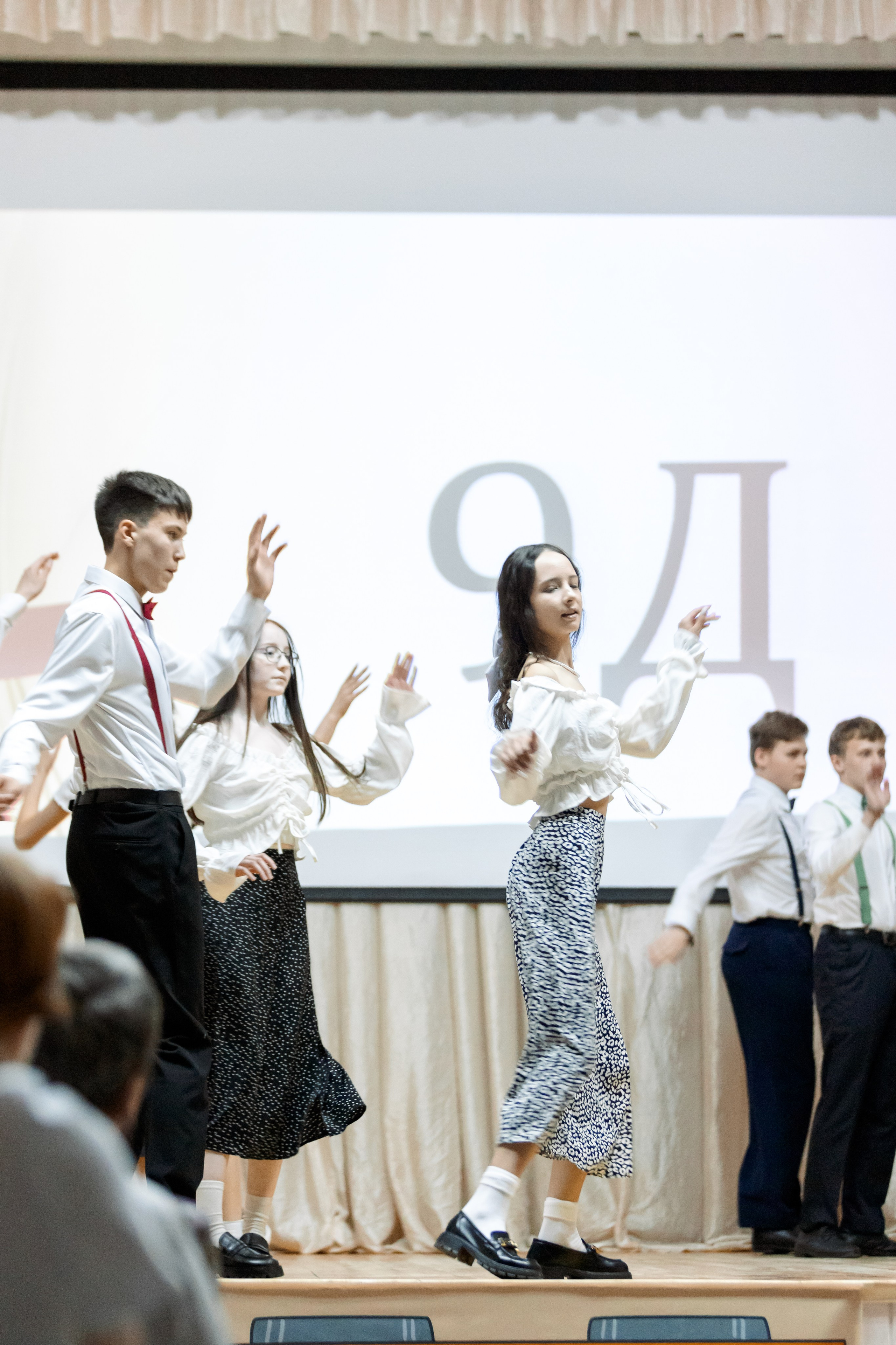 Выпускной шк 88 9-е кл. 24.05.2024. Свадебный и Семейный фотограф г. Ижевск Гульназ Солдатова. Гульназ фото