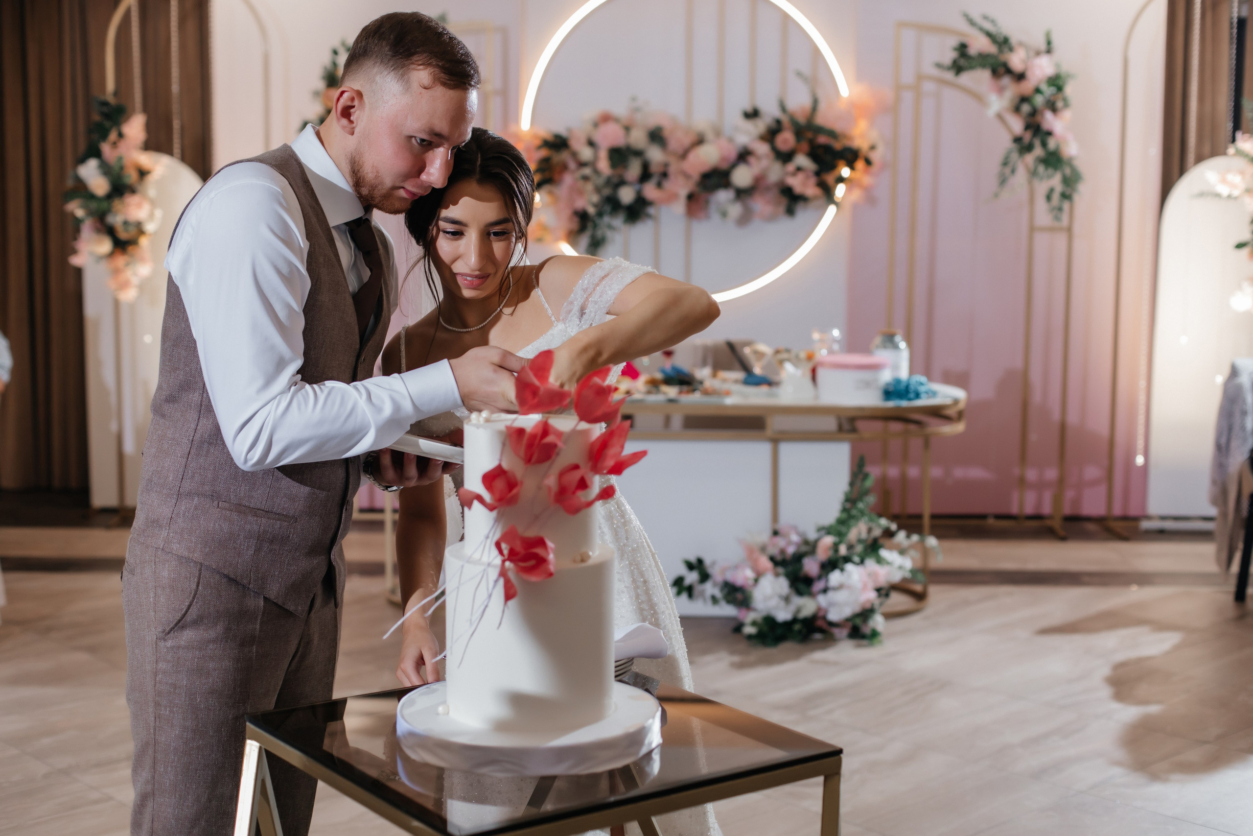 Александр & Анастасия. Свадебный и портретный фотограф в Омске Антон Карев