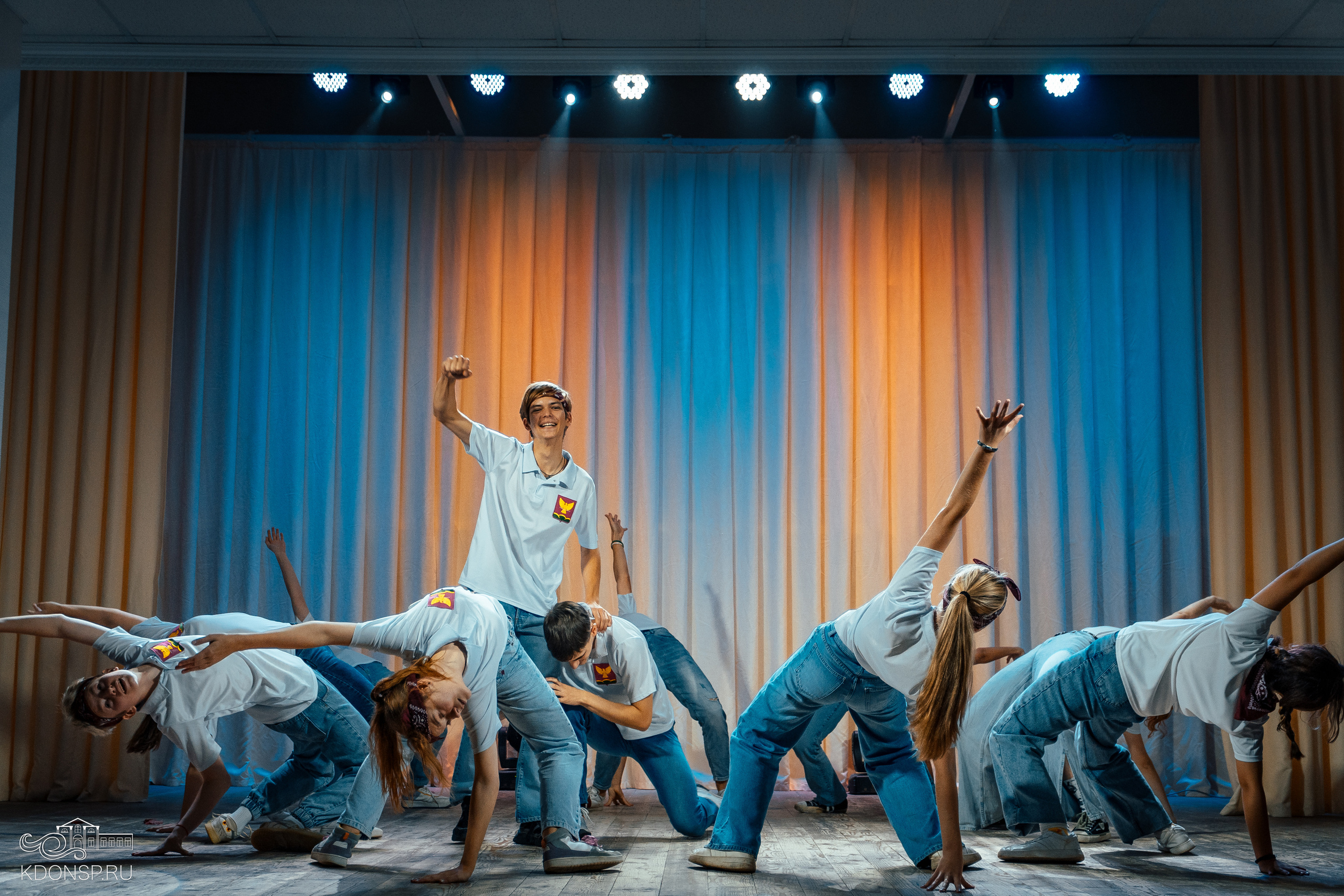 День народного единства. Новотитаровский Дом культуры