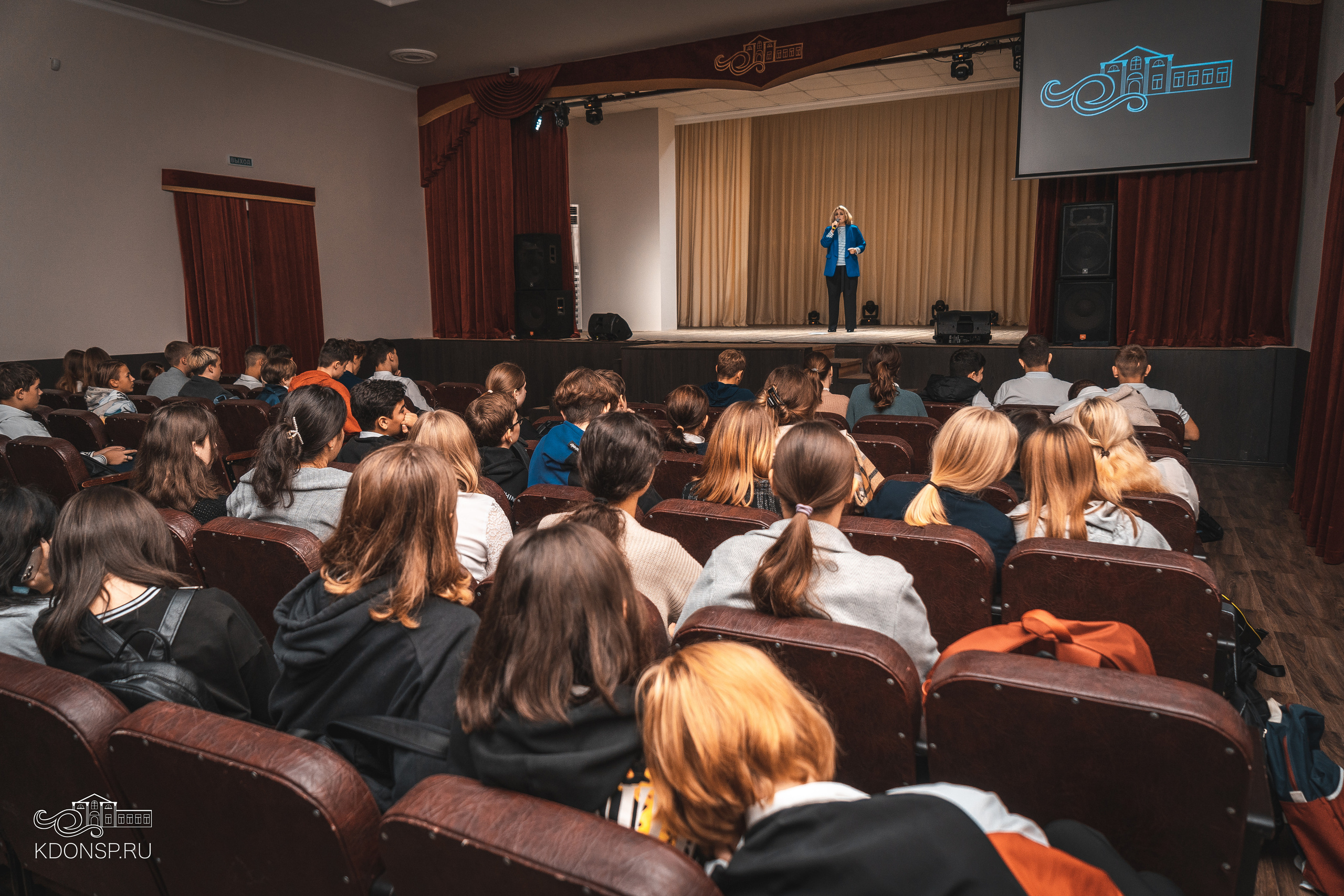 «Мы стояли насмерть за Кавказ». Новотитаровский Дом культуры