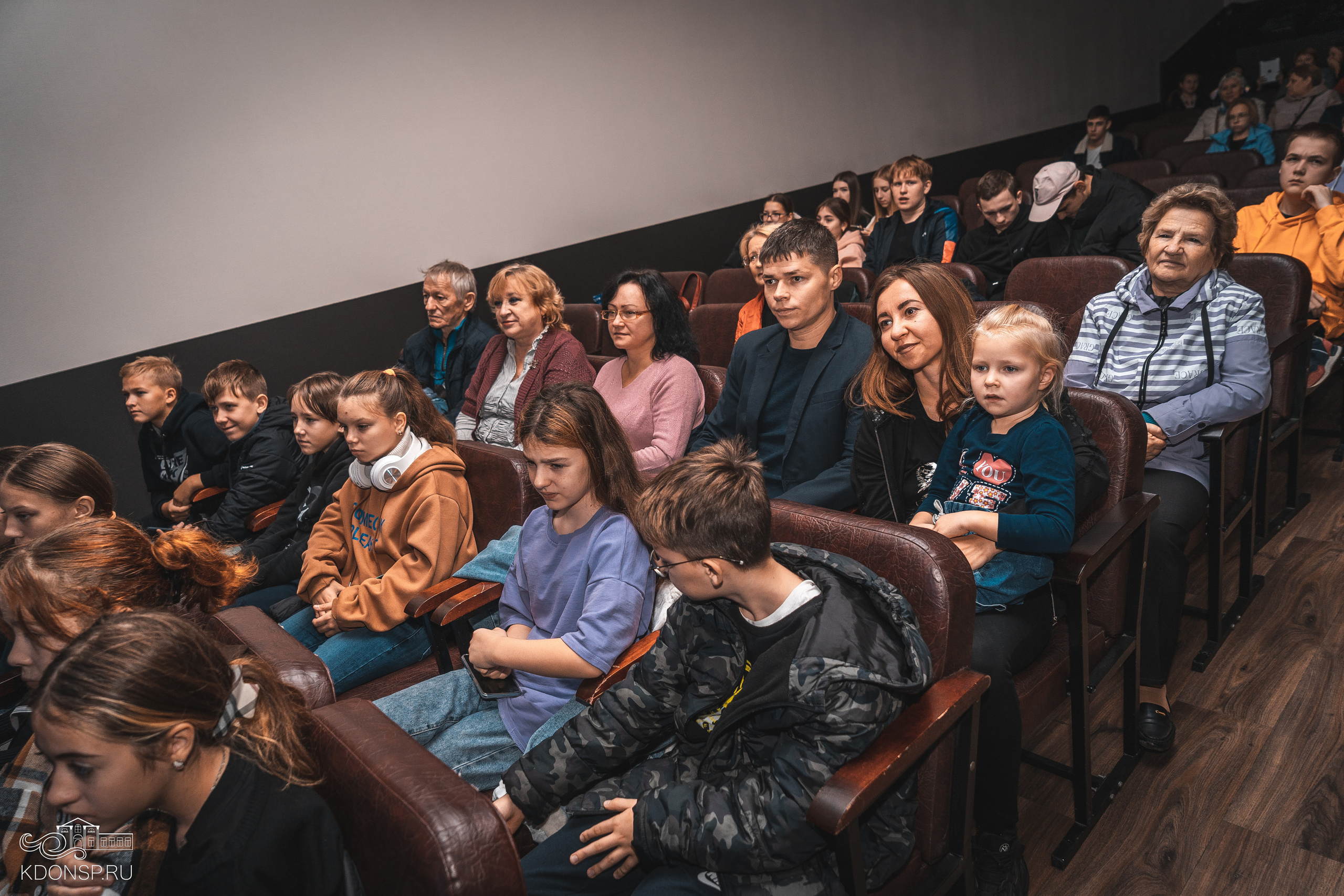 День народного единства. Новотитаровский Дом культуры