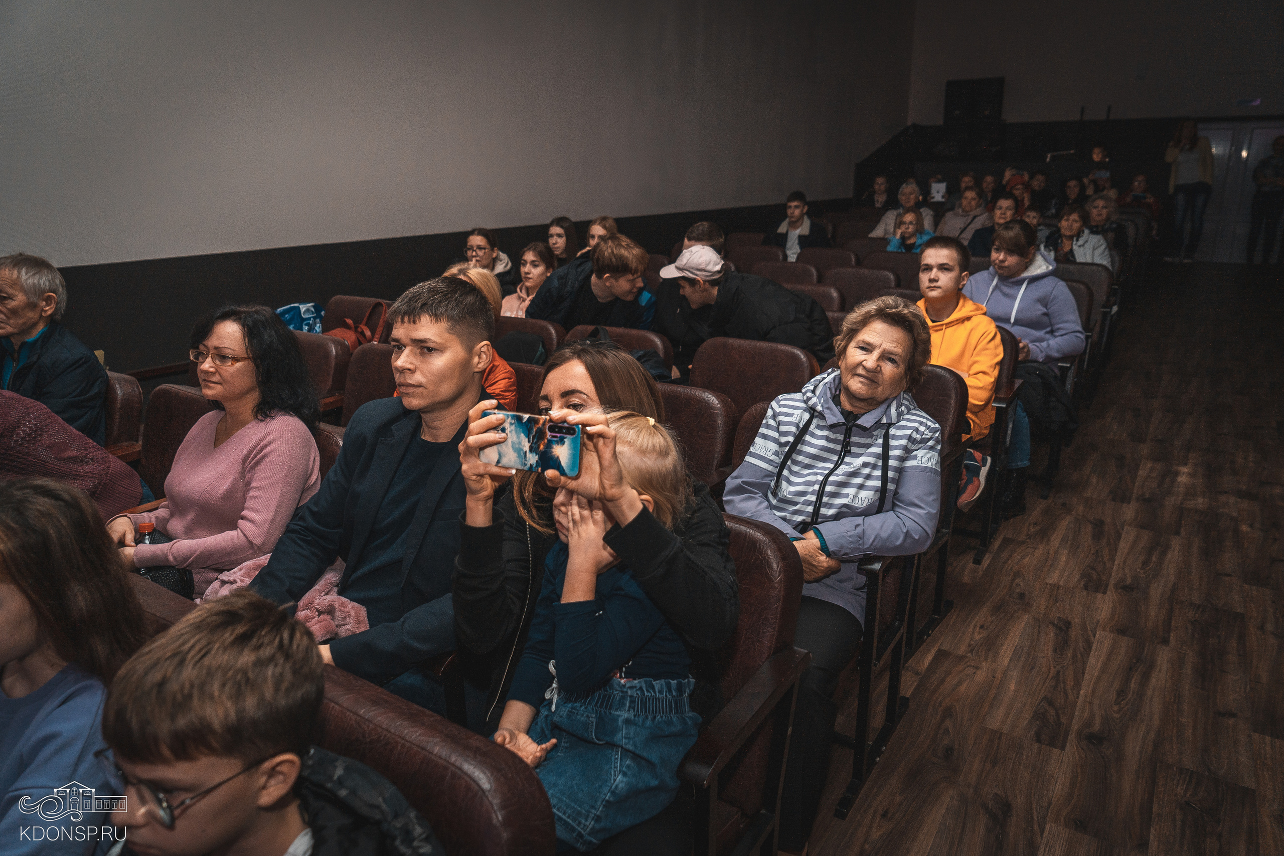 День народного единства. Новотитаровский Дом культуры