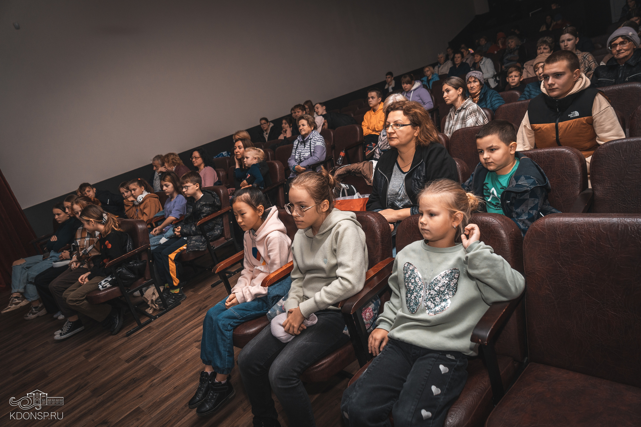 День народного единства. Новотитаровский Дом культуры