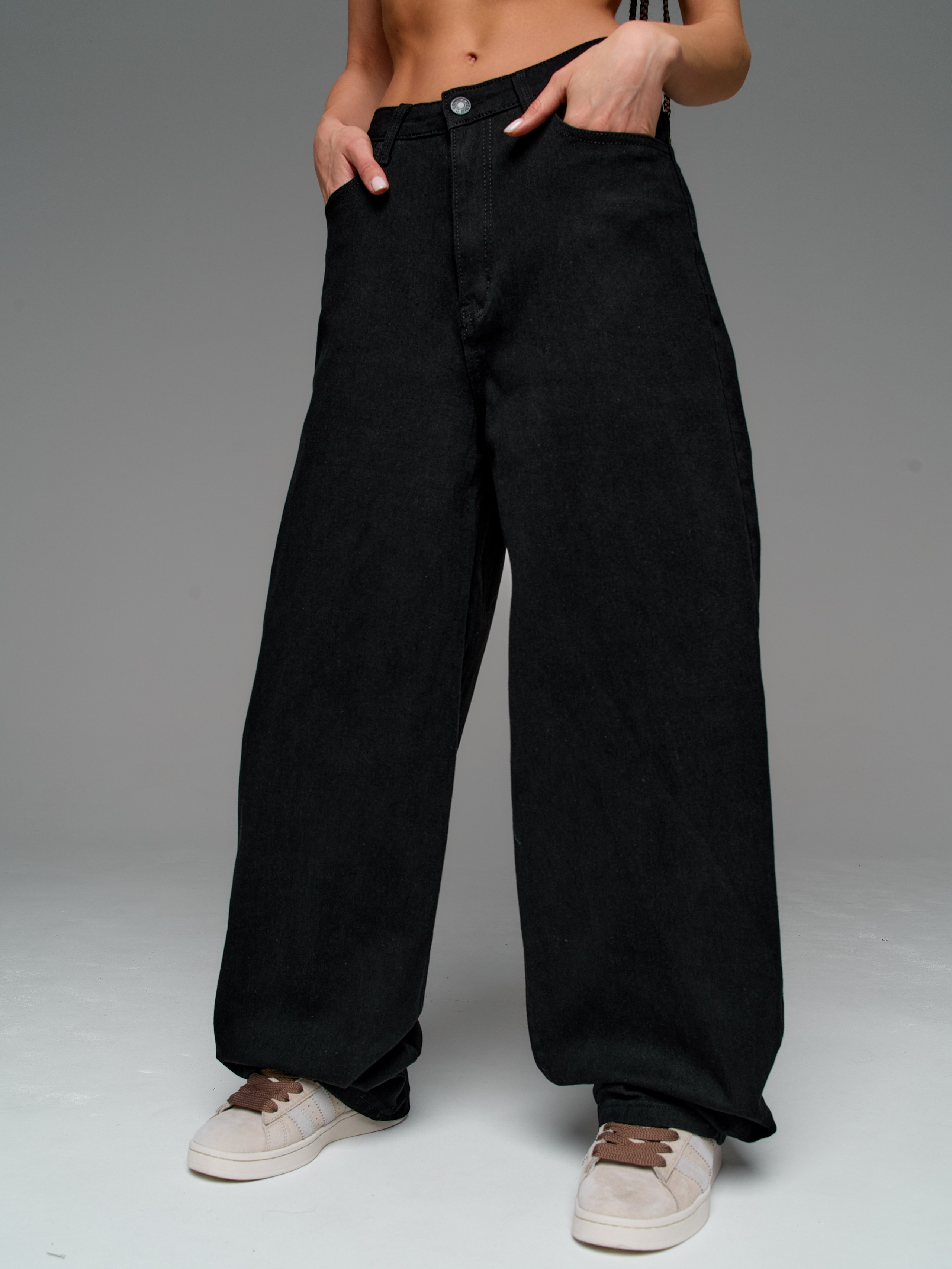 Джинсы. Фотограф для маркетплейсов в Москве