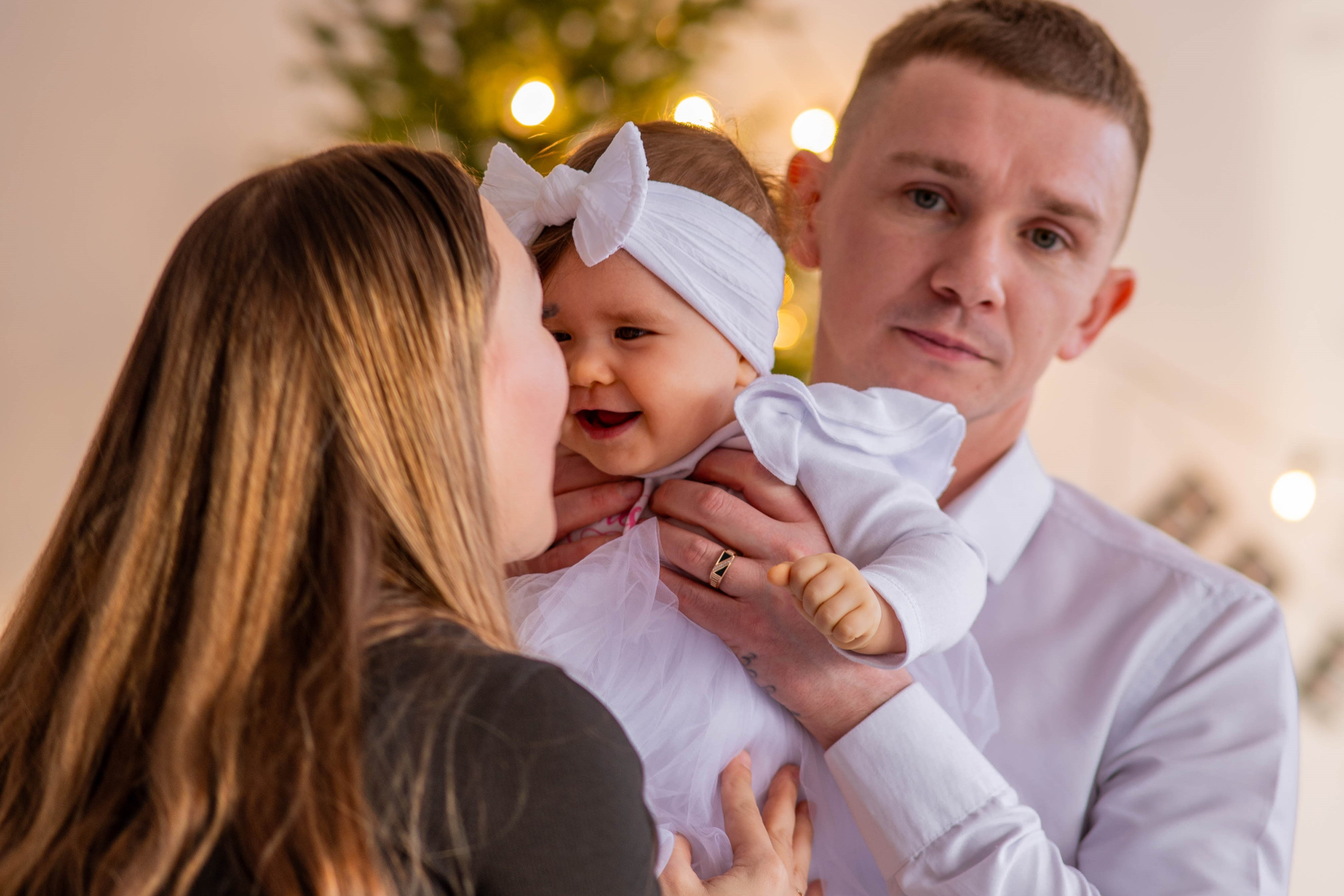 Антон Кристина и маленькая Полина. Семейный и свадебный фотограф в Абакане Юлия Су