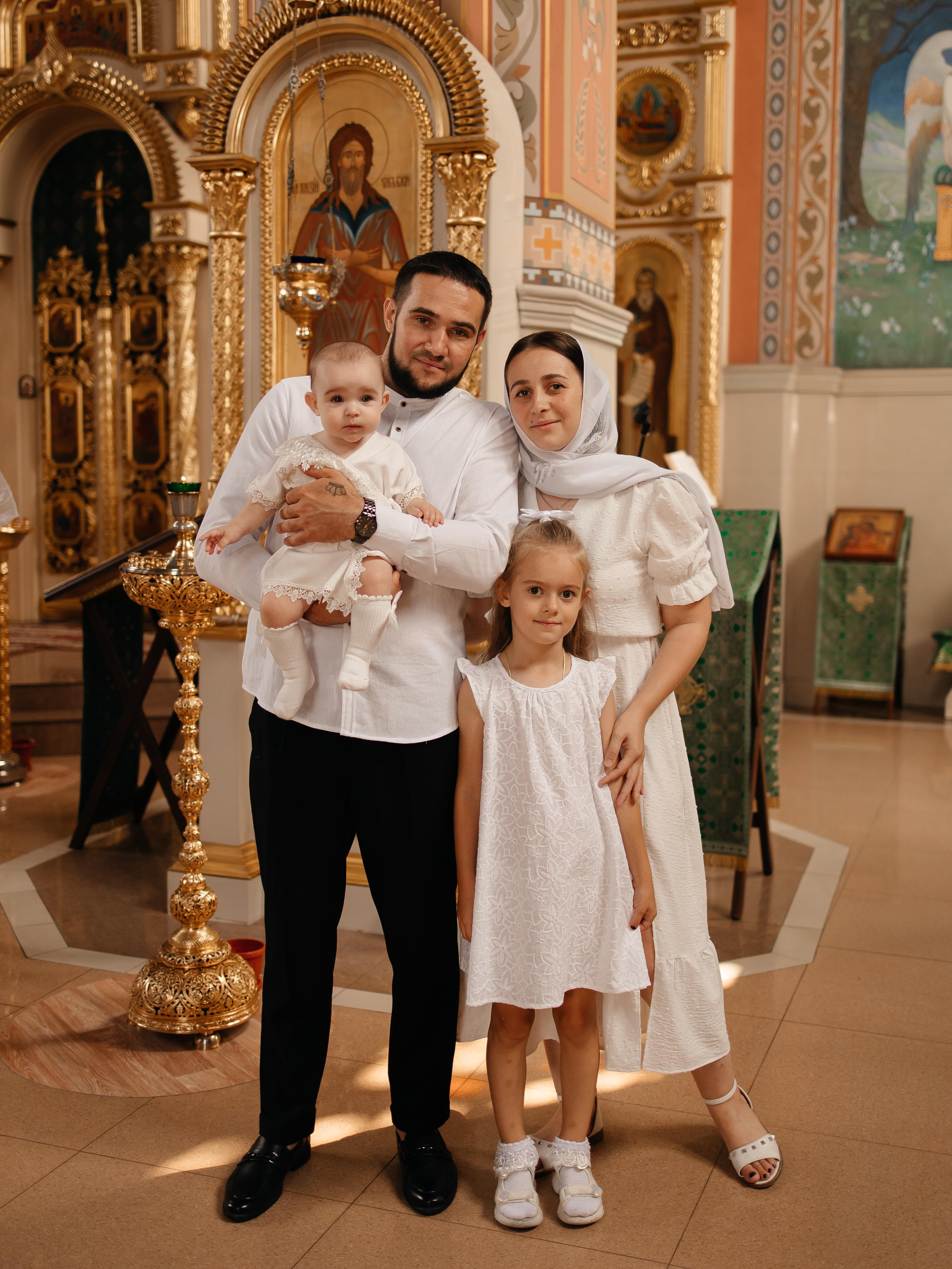 Таинство Крещения Арины. Семейный фотограф в Краснодаре Храмова Анна