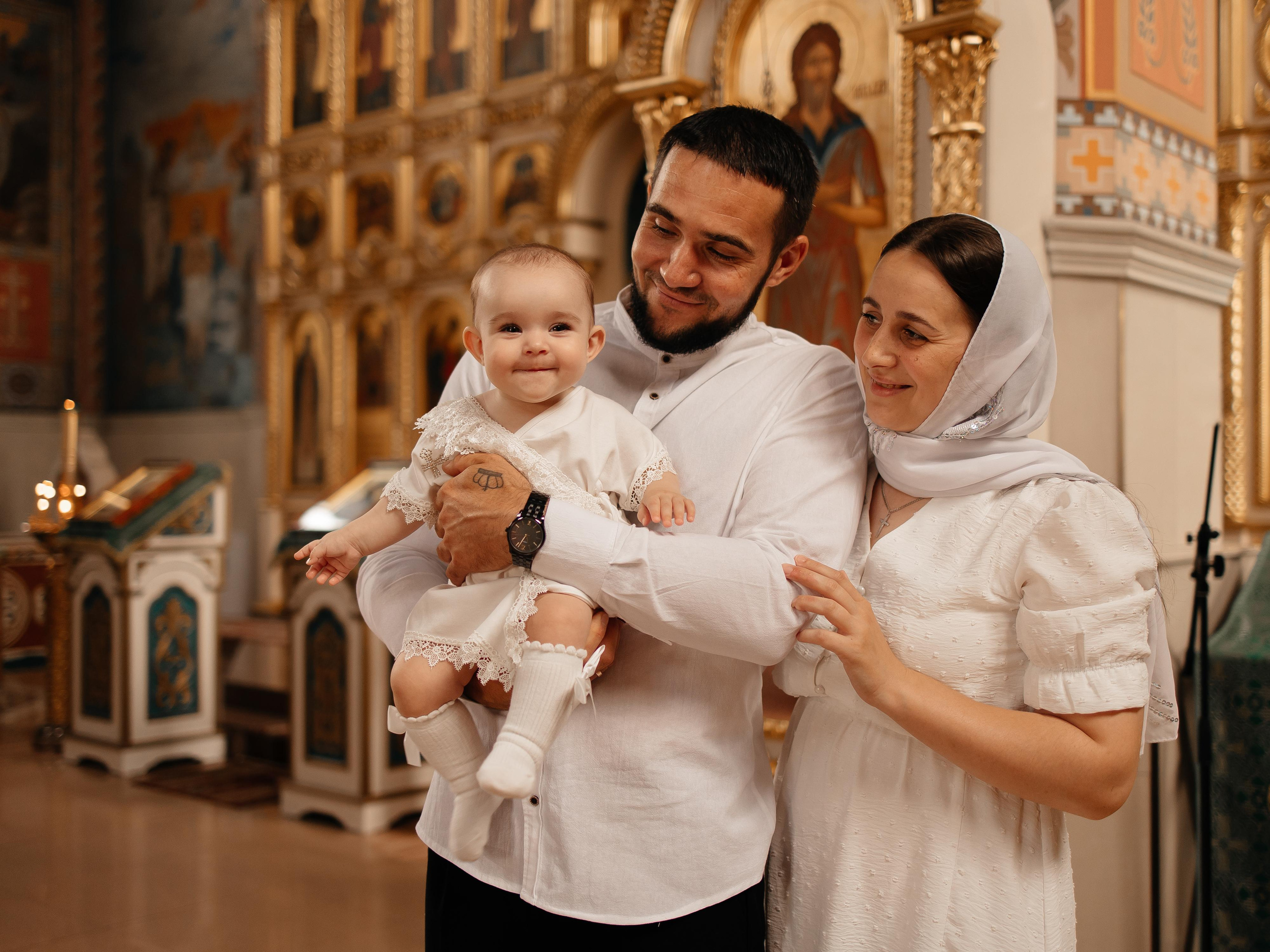 Таинство Крещения Арины. Семейный фотограф в Краснодаре Храмова Анна