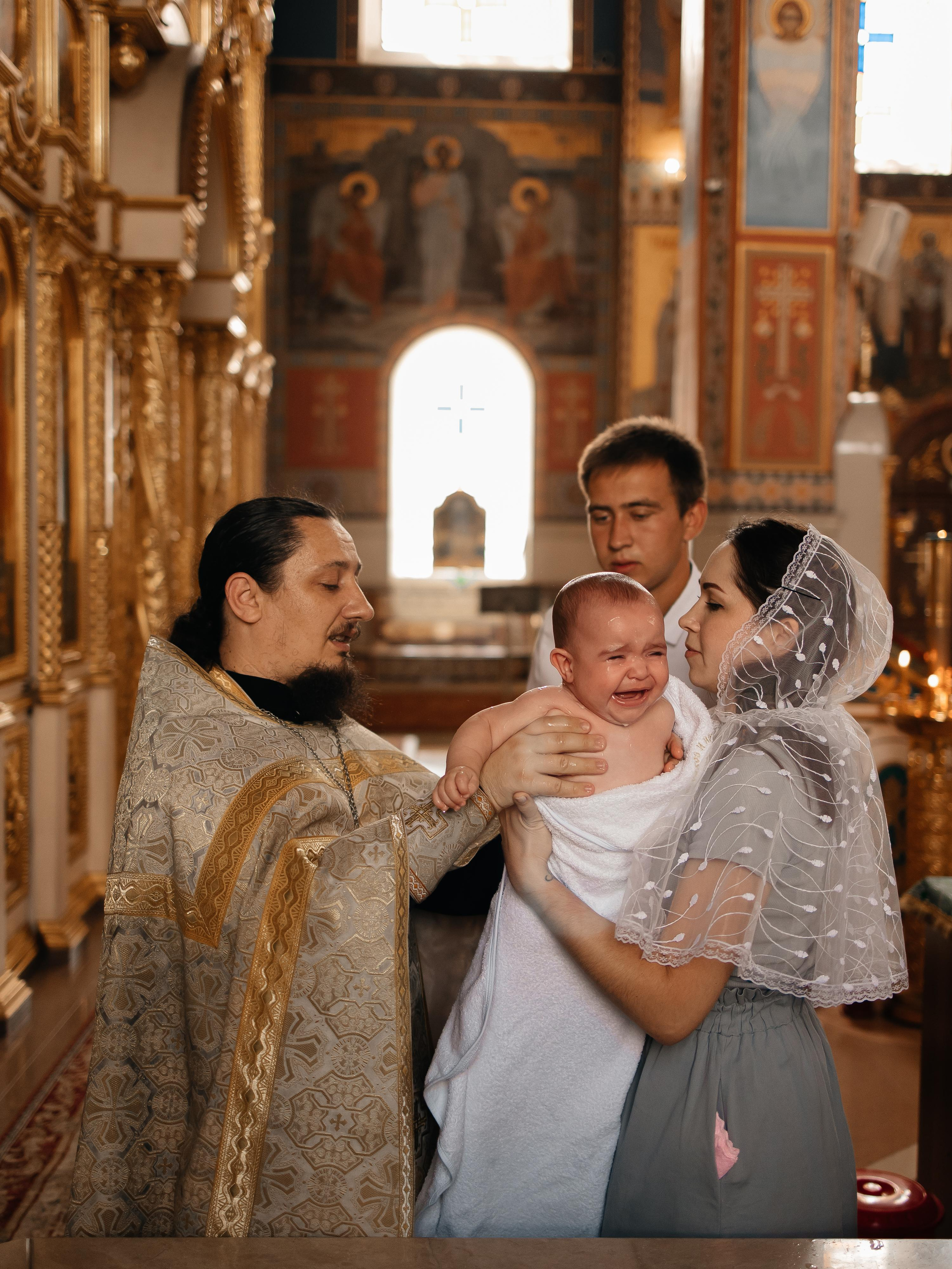 Таинство Крещения Арины. Семейный фотограф в Краснодаре Храмова Анна