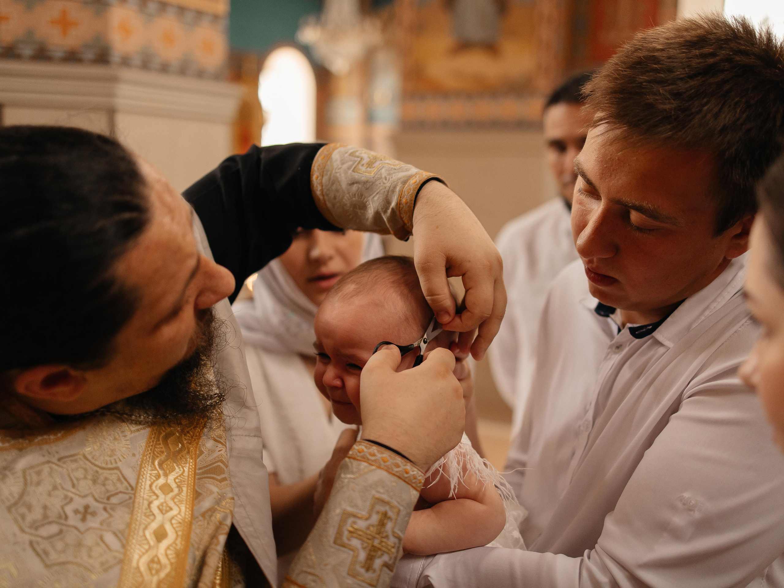 Таинство Крещения Арины. Семейный фотограф в Краснодаре Храмова Анна