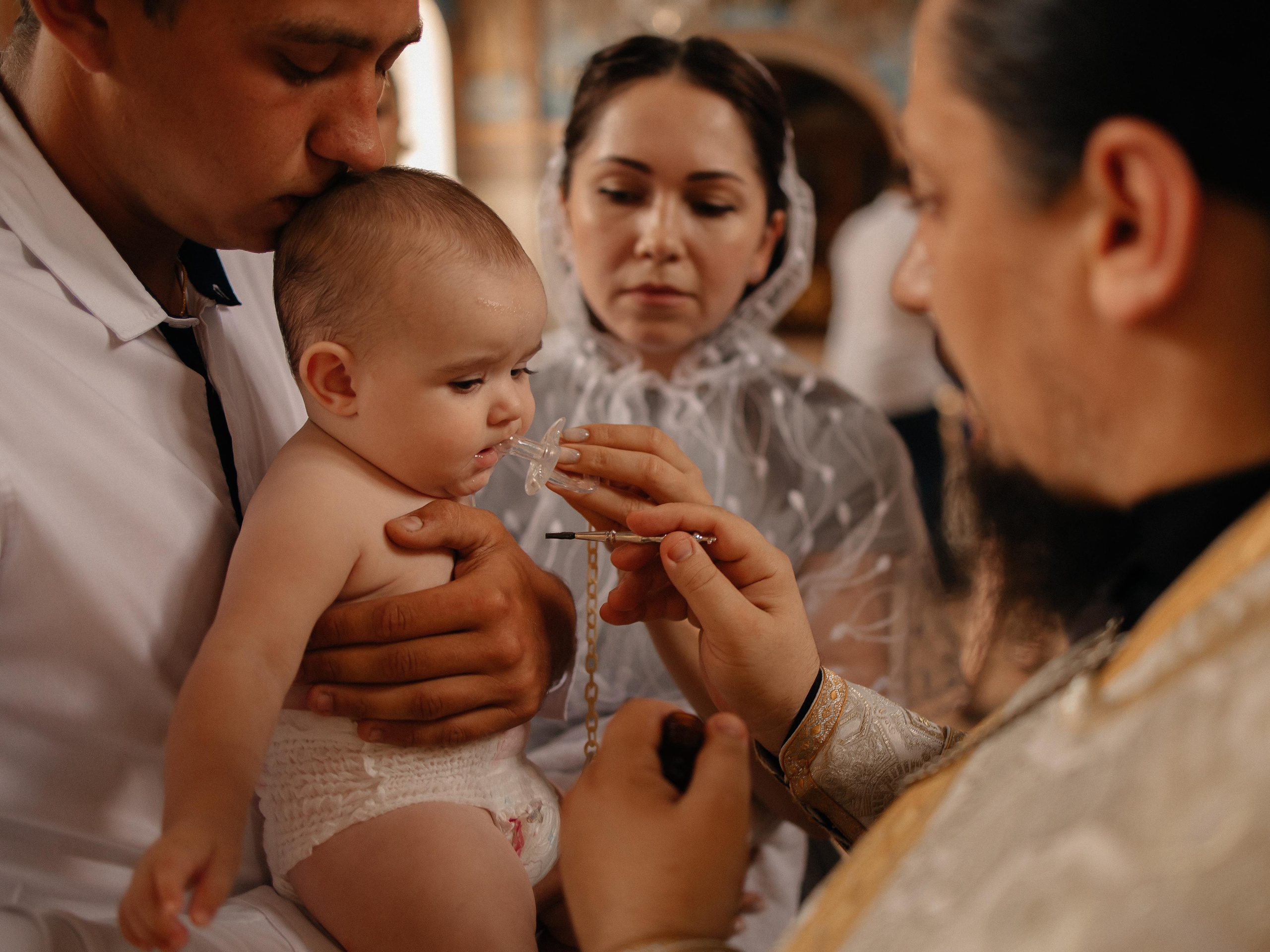 Таинство Крещения Арины. Семейный фотограф в Краснодаре Храмова Анна