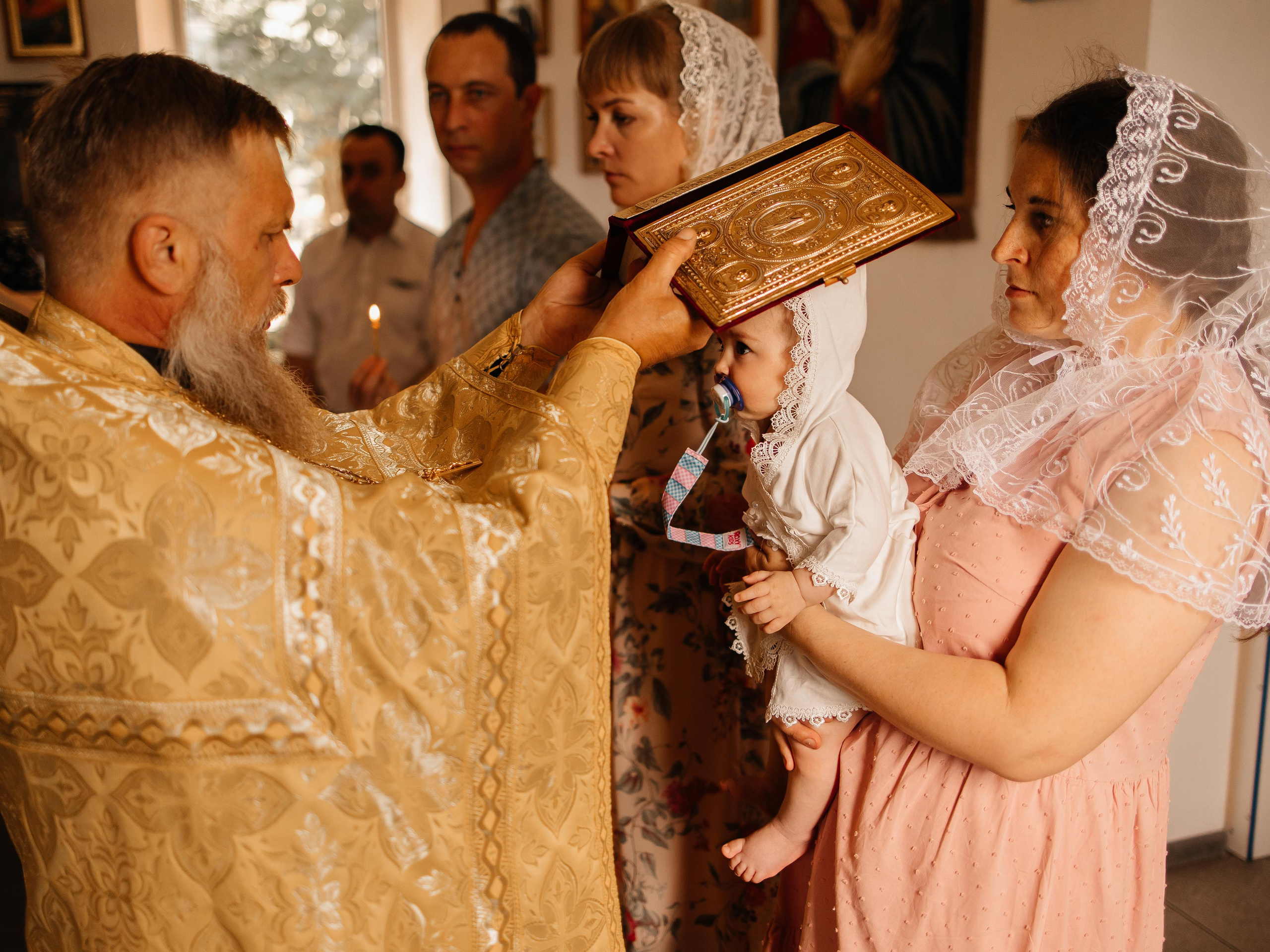 Таинство Крещения Полины. Семейный фотограф в Краснодаре Храмова Анна