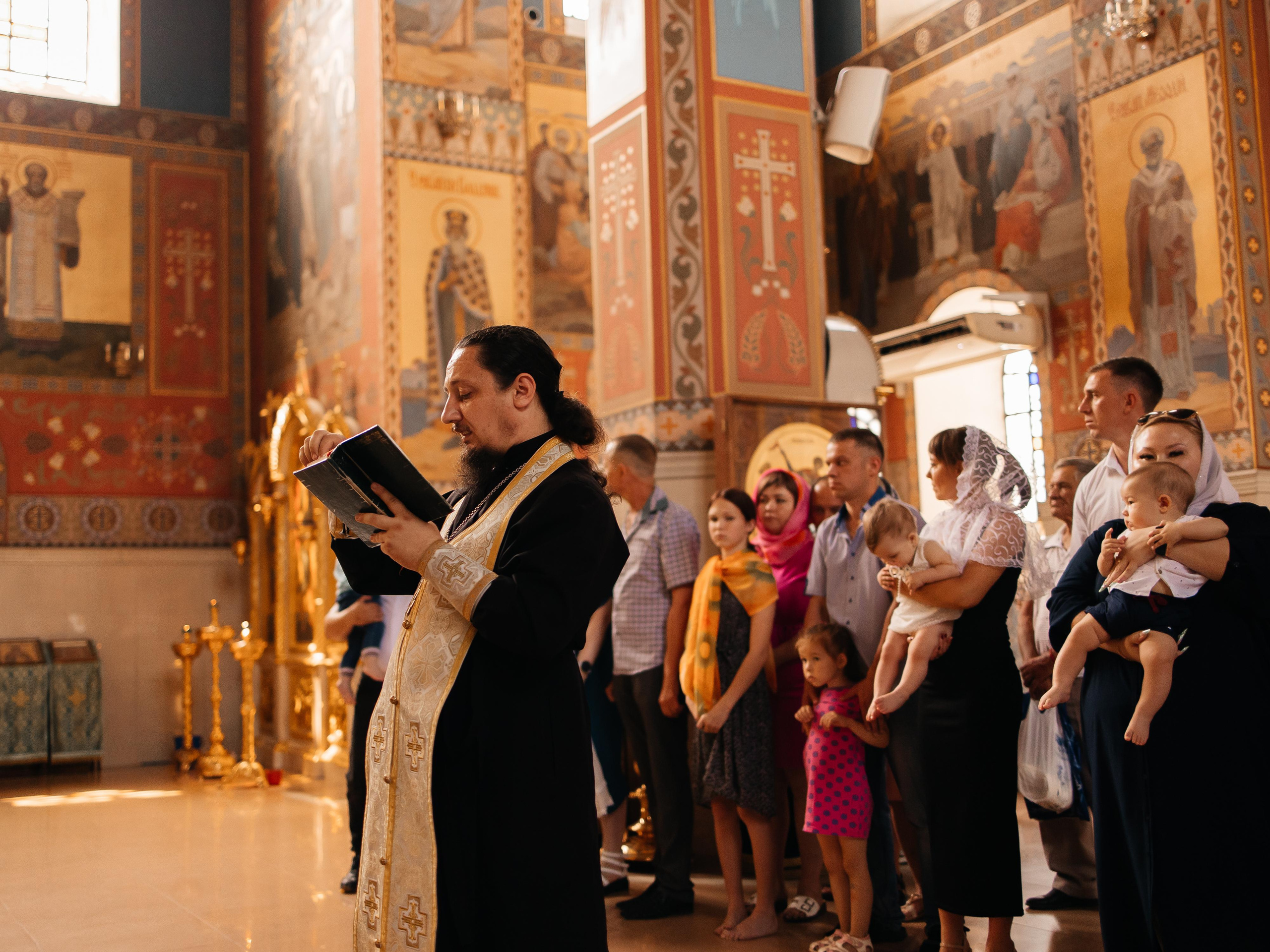 Таинство Крещения Агаты. Семейный фотограф в Краснодаре Храмова Анна
