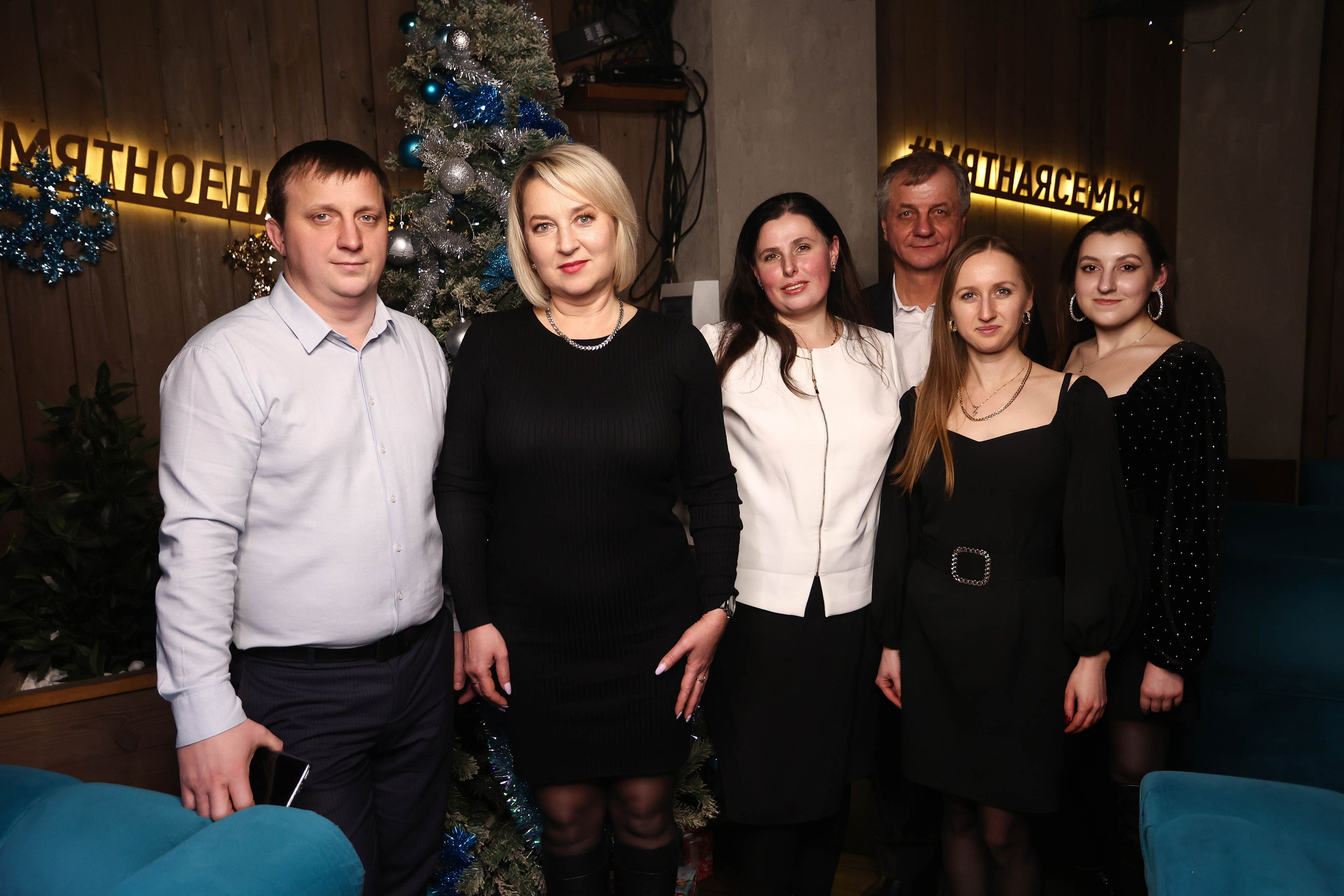 22/12/23 Новогоднее караоке в Мята Спортивная. Мята Спортивная — Кальянная, караоке, бар в Минске