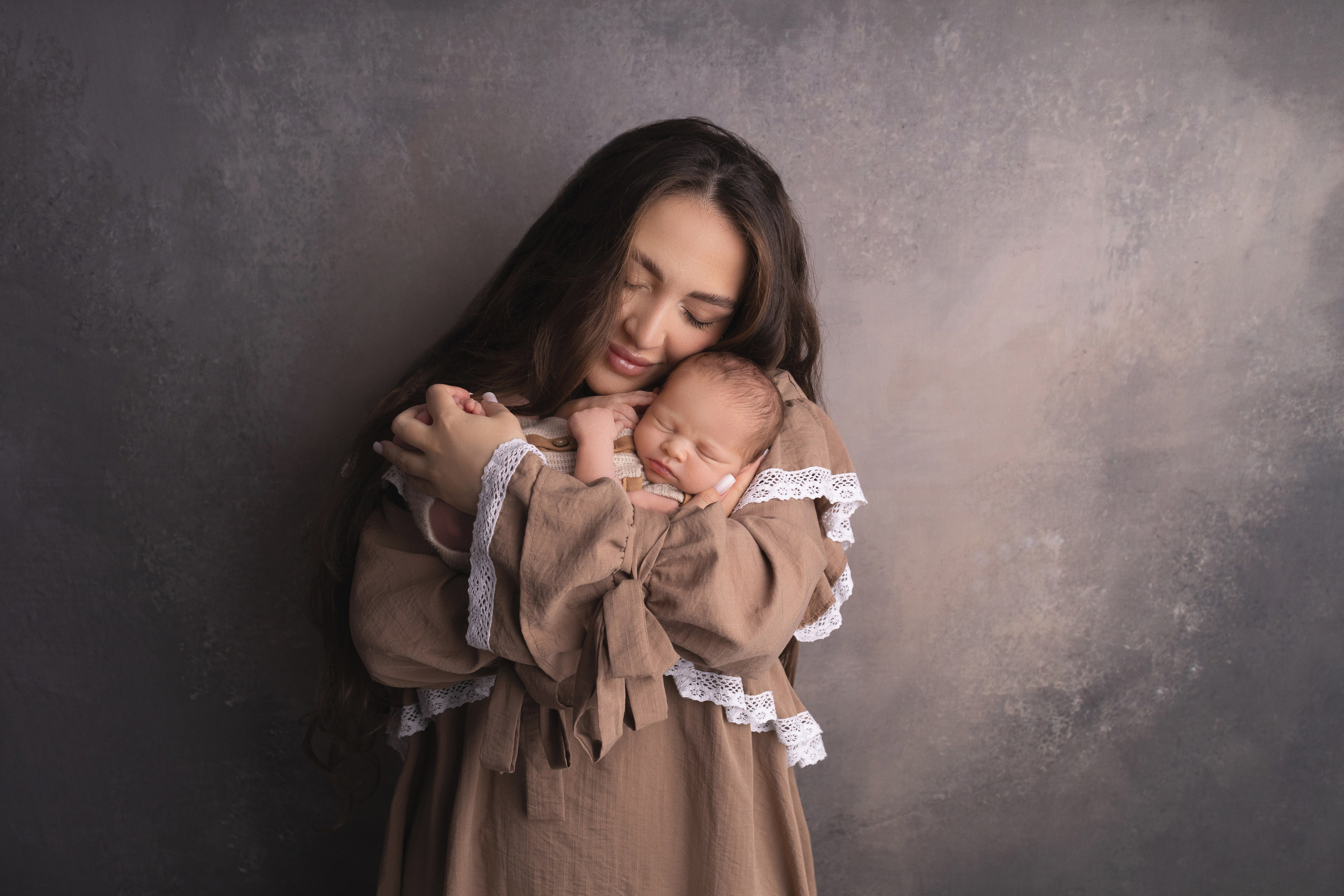 Семейные кадры от Elvira Kamaeva. Фотограф новорожденных малышей в Омске и Омской области Эльвира Камаева