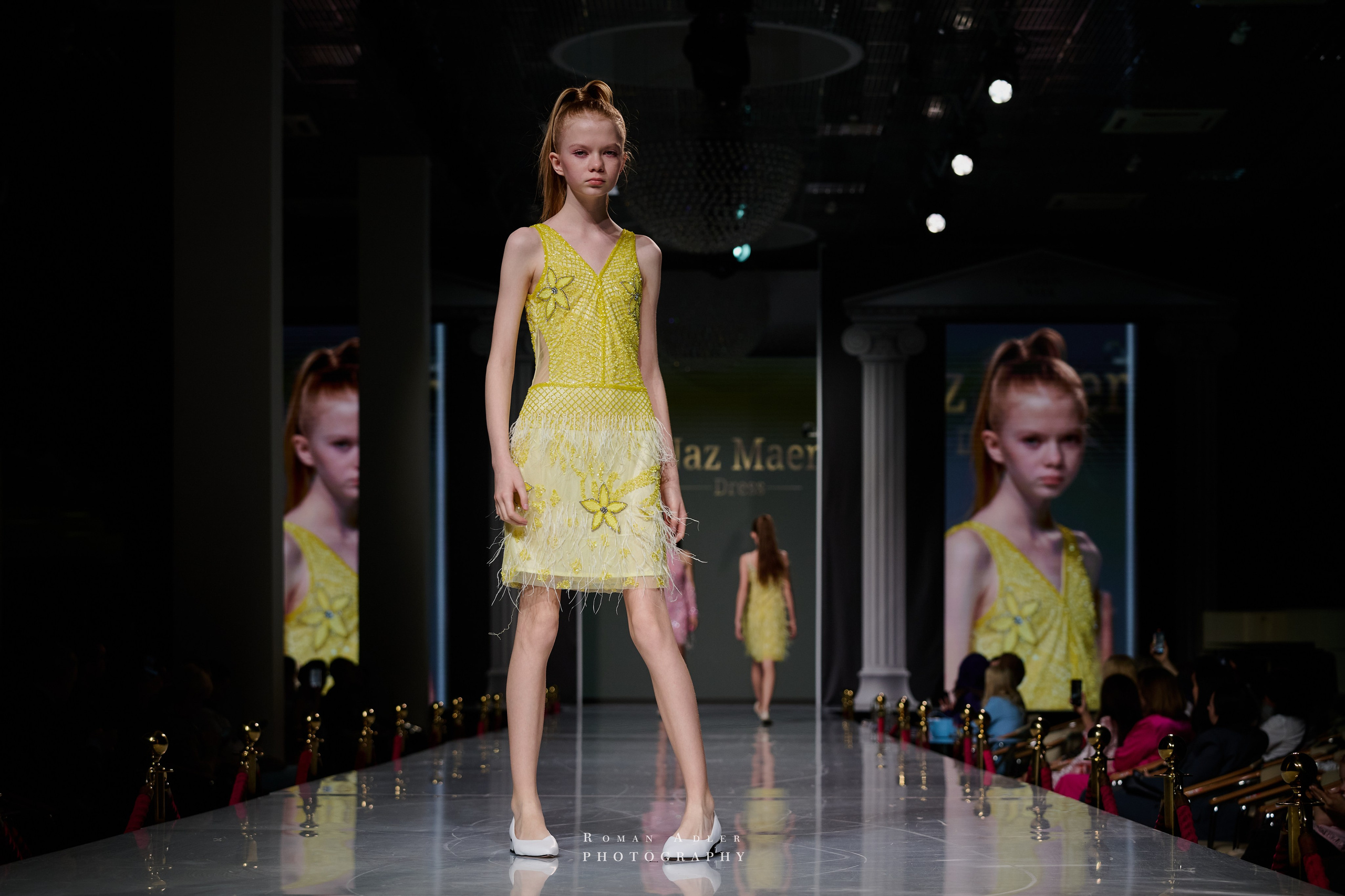 ESTET FASHION WEEK ВЕСНА — 2025. Фотограф Роман Адлер