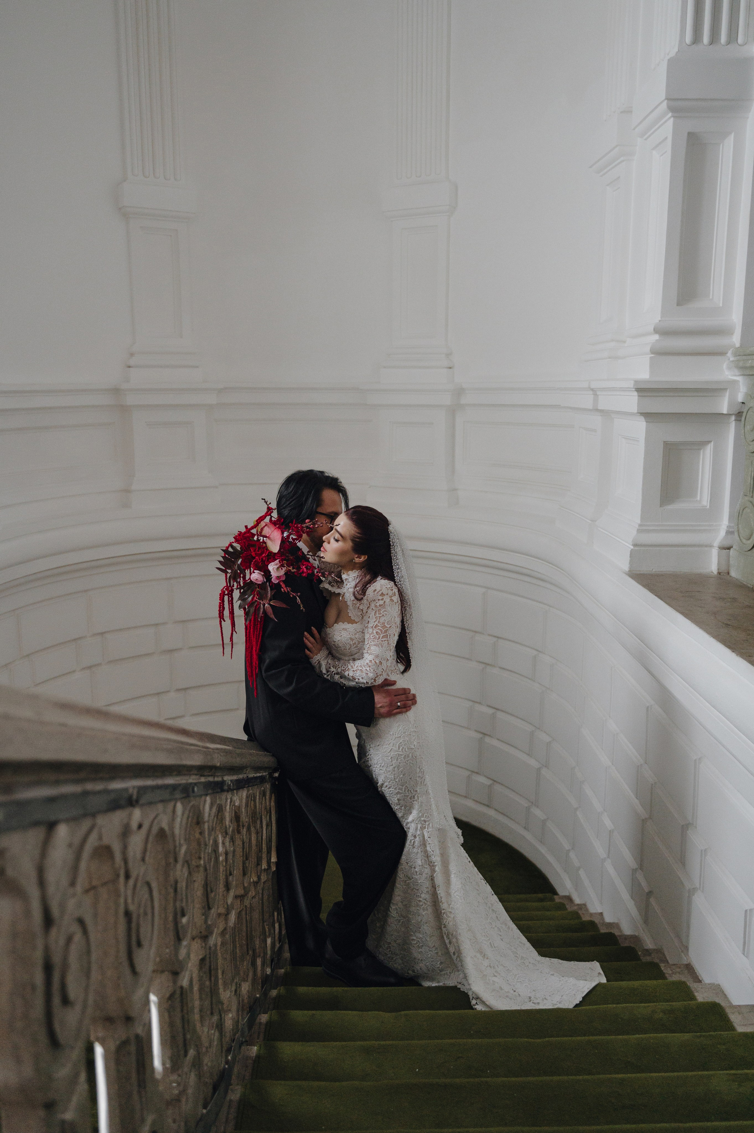 Денис и Анастасия. Метрополь и Особняк Спиридонова. Свадебный фотограф Москва и Санкт-Петербург. Анастасия Чудина