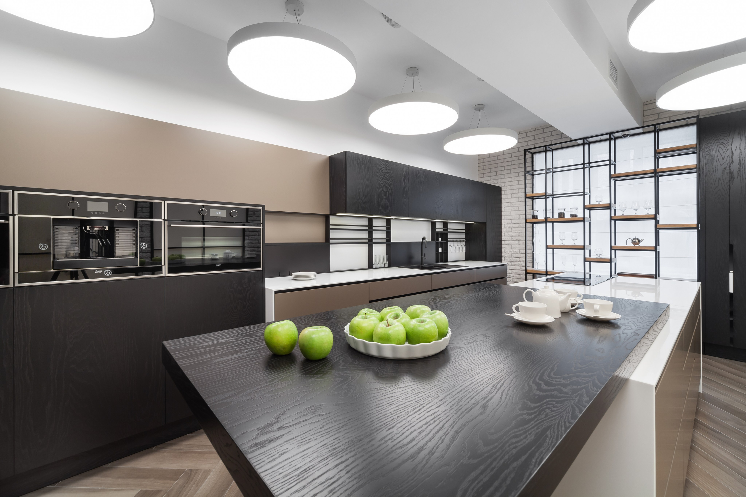 Кухня с островом. Мебель на заказ