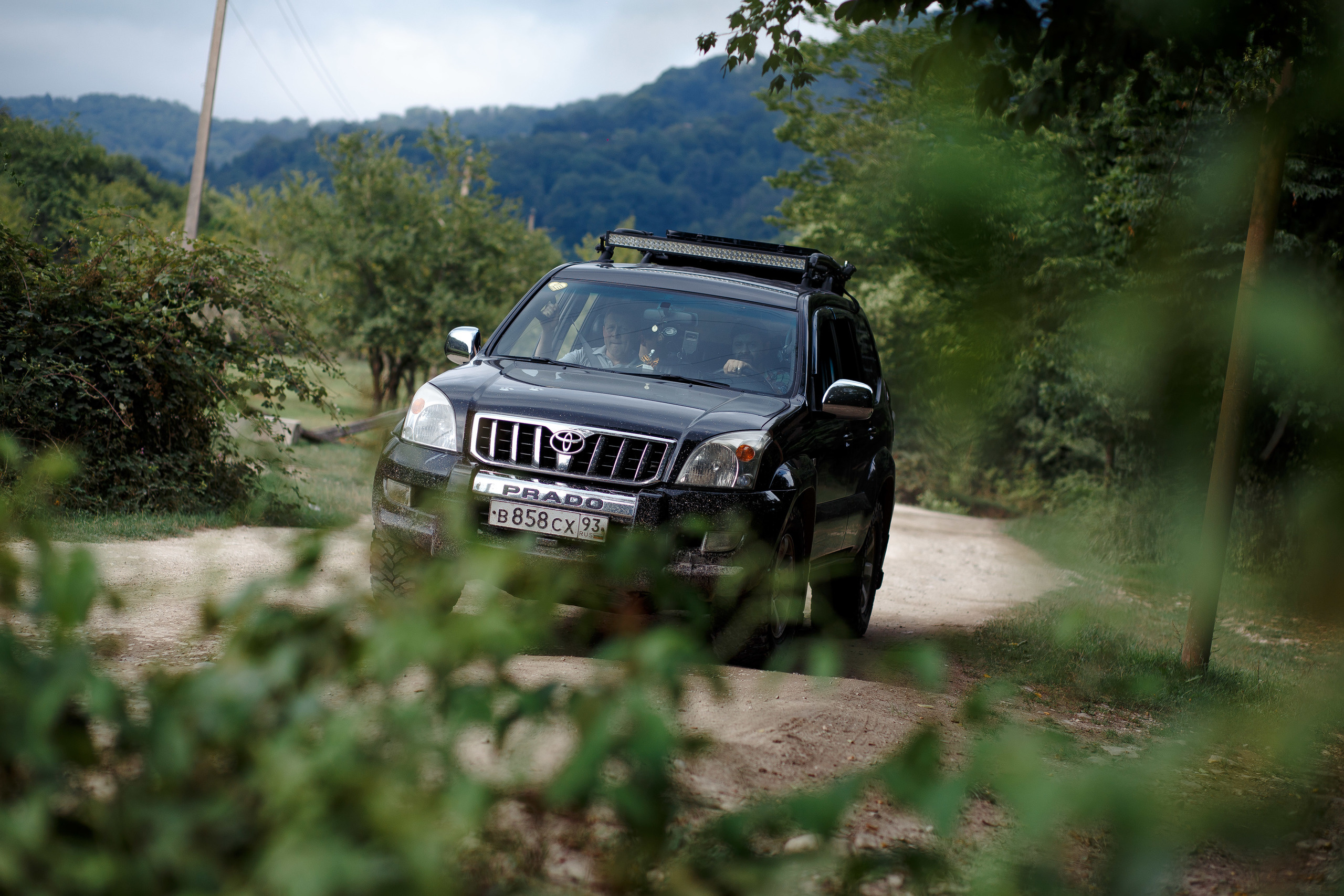 Jeeping tour. Photographer Nikita Starodubtsev Serbia, Montenegro, Georgia, Turkey