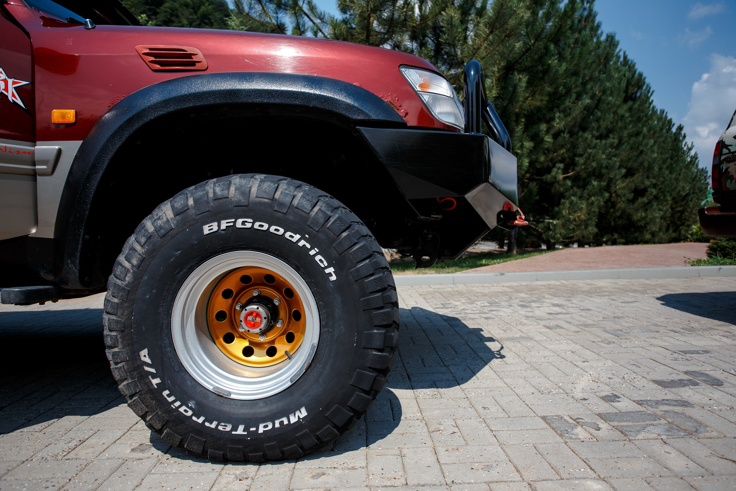 Jeeping tour. Photographer Nikita Starodubtsev Serbia, Montenegro, Georgia, Turkey