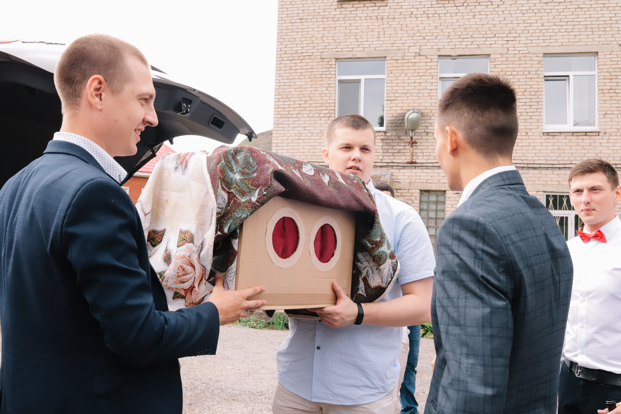 Маргарита и Михаил | ДА БУДЕТ СОЛНЦЕ. Фотограф Регина Даниловна Усть — Катав