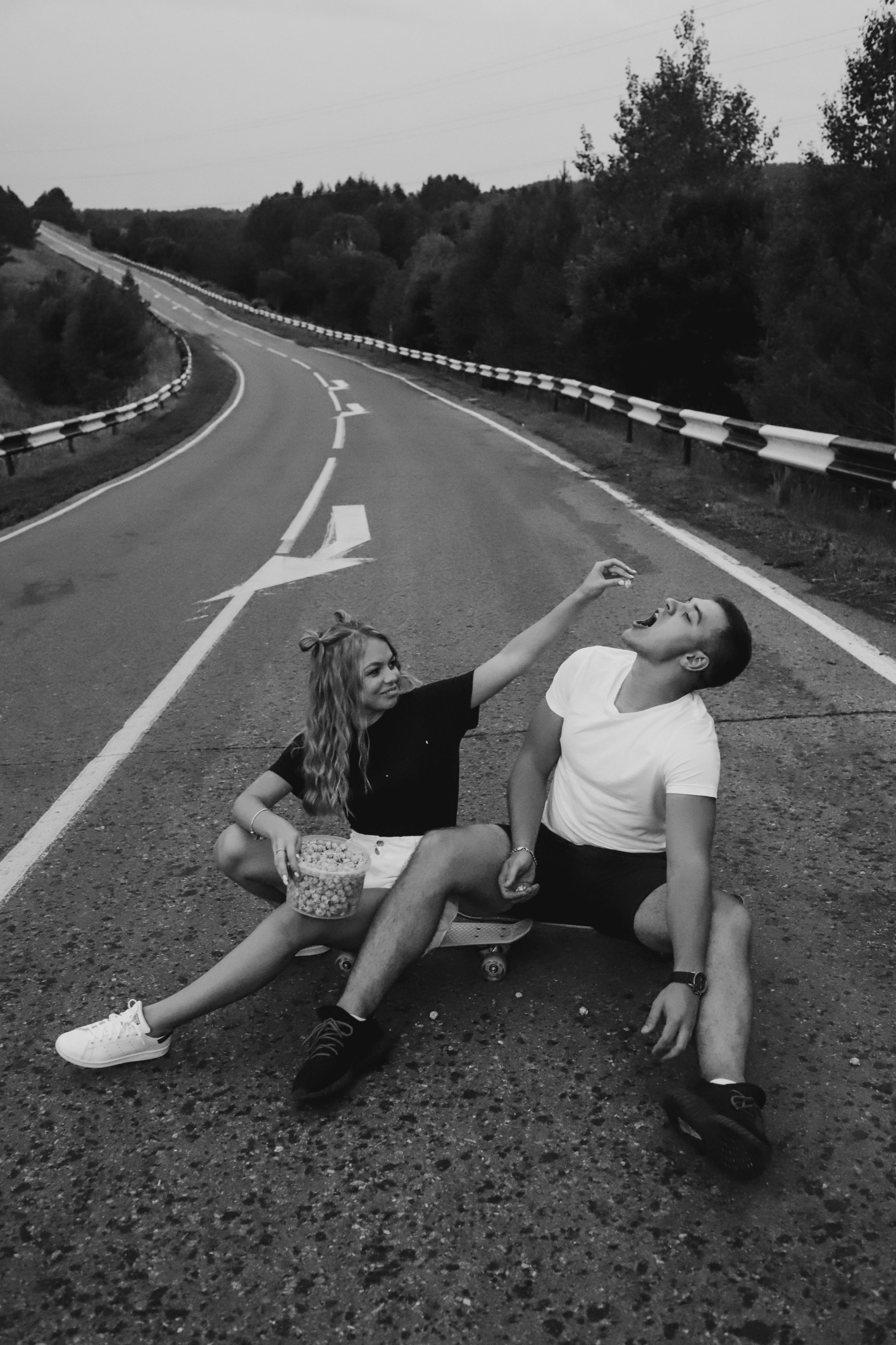 Женя и Лёша | ЛЮБОВЬ, СКЕЙТЫ И ПОПКОРН. Фотограф Регина Даниловна Усть — Катав