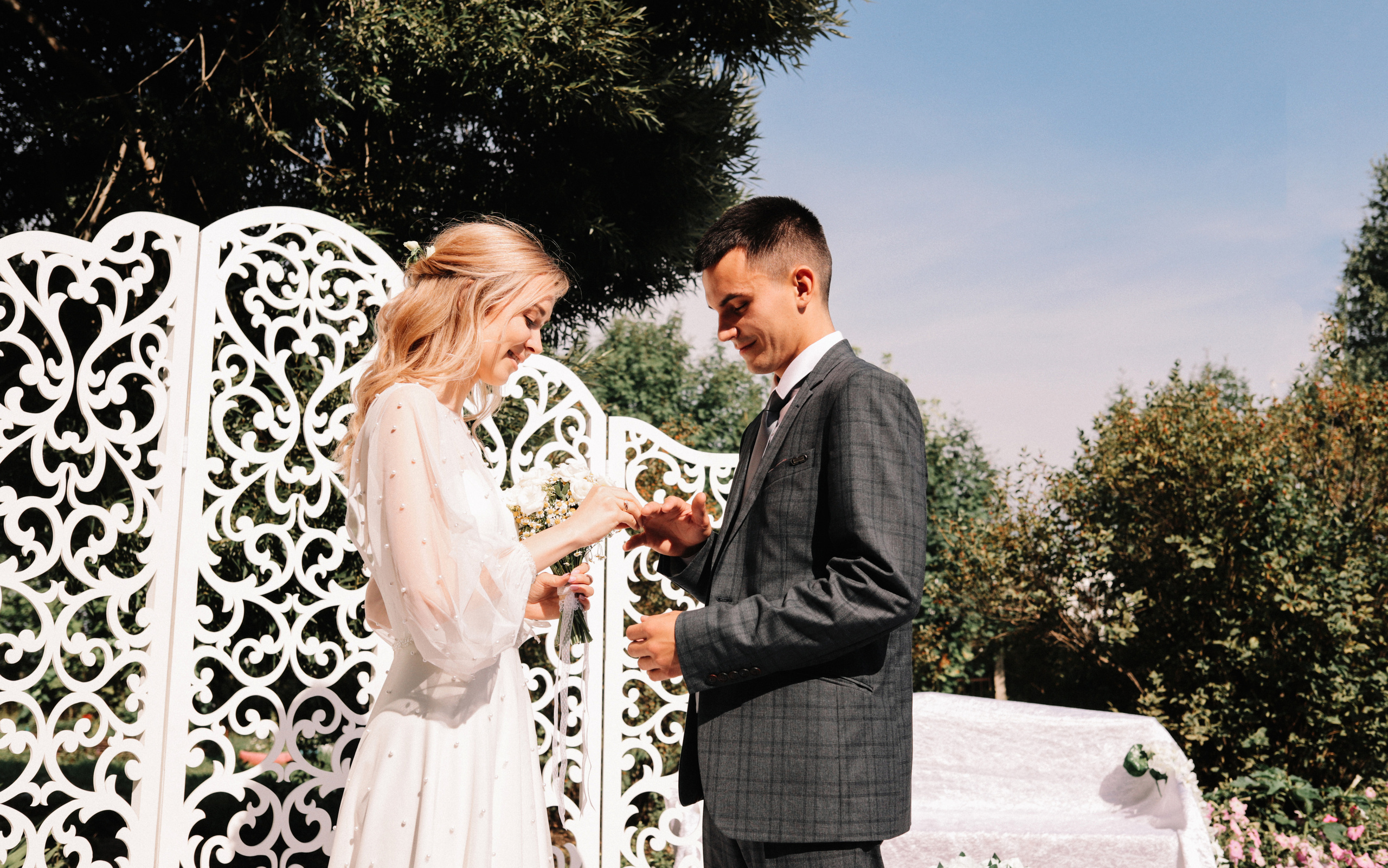 Маргарита и Михаил | ДА БУДЕТ СОЛНЦЕ. Фотограф Регина Даниловна Усть — Катав