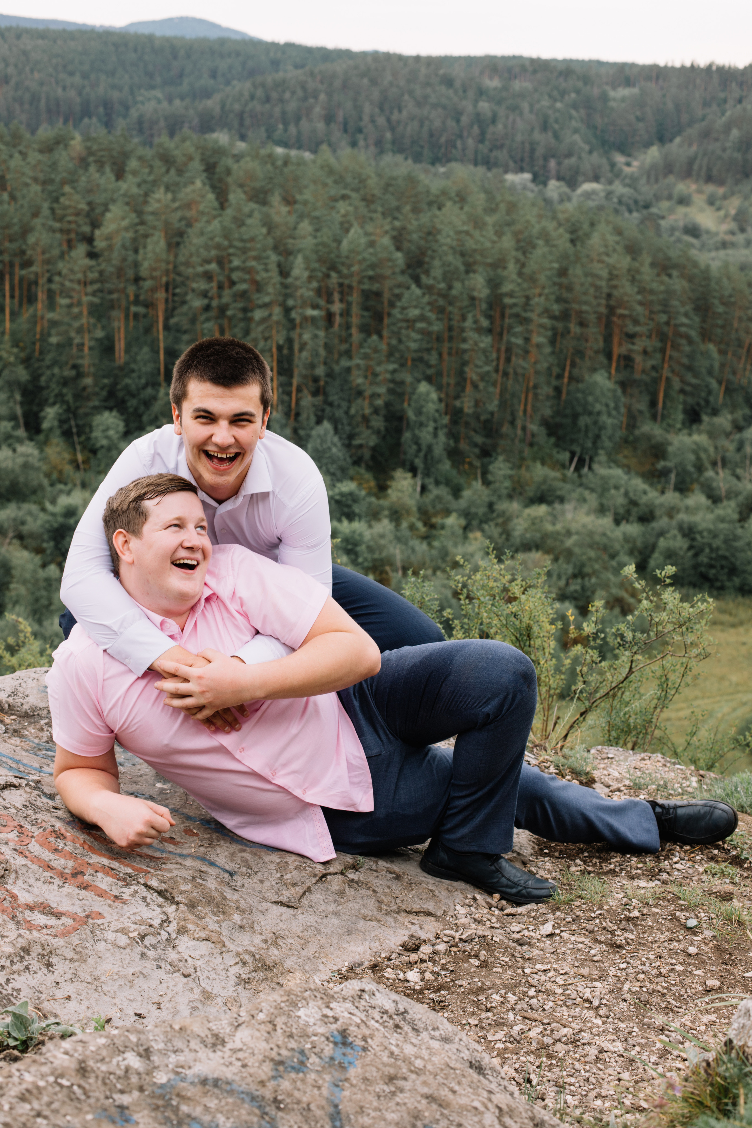 Маргарита и Михаил | ДА БУДЕТ СОЛНЦЕ. Фотограф Регина Даниловна Усть — Катав