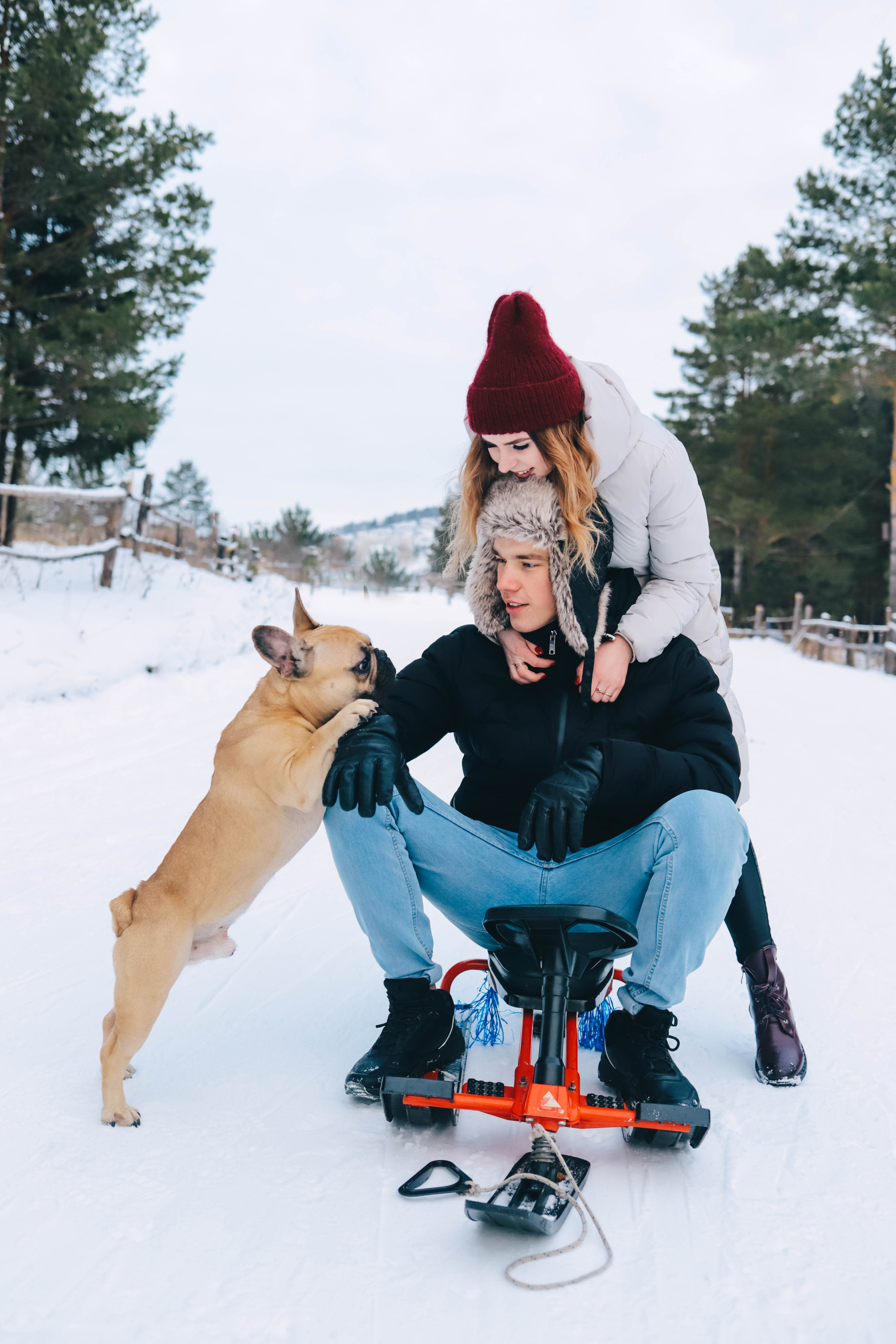 Денис и Яна | Зимняя прогулка. Фотограф Регина Даниловна Усть — Катав