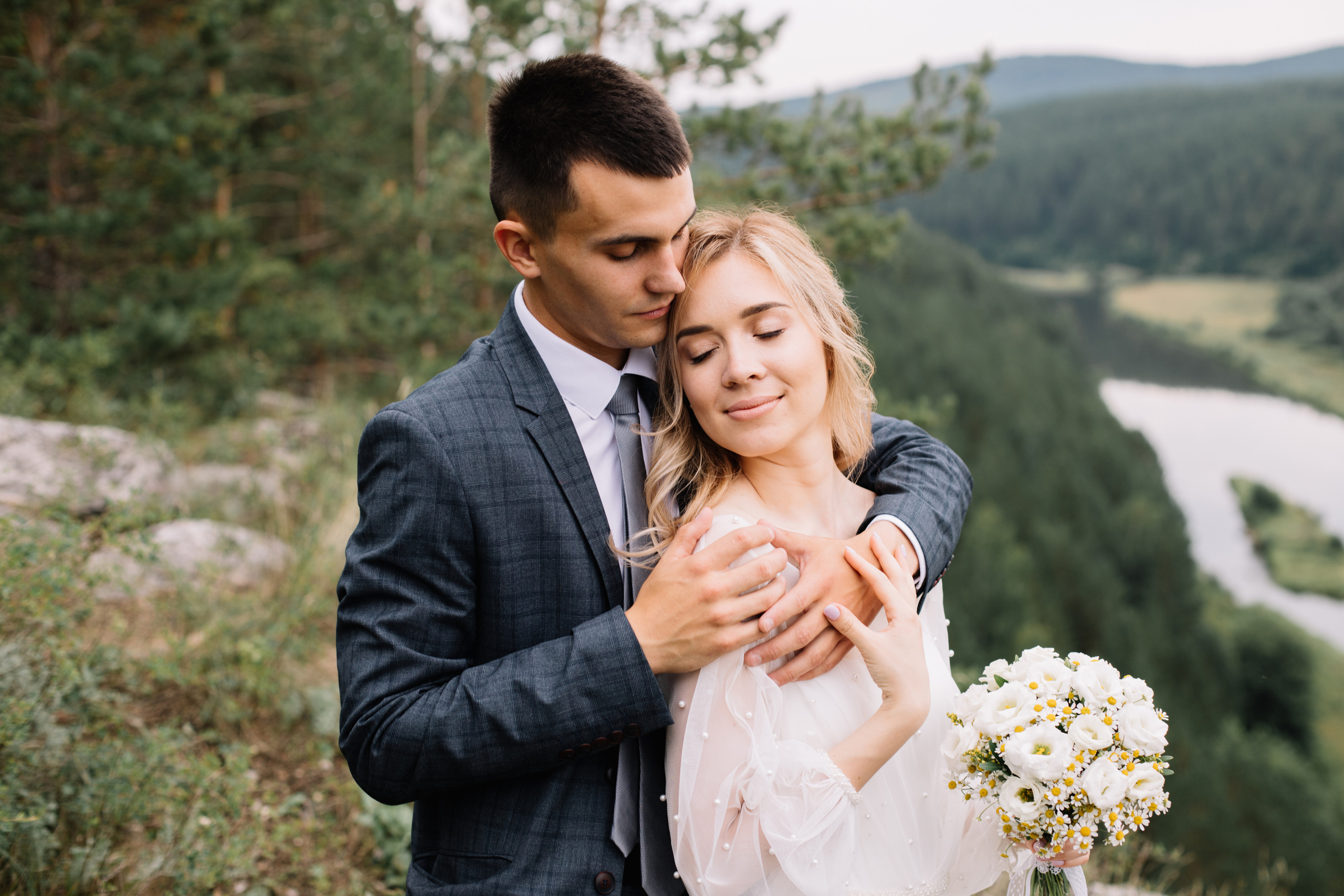 Маргарита и Михаил | ДА БУДЕТ СОЛНЦЕ. Фотограф Регина Даниловна Усть — Катав