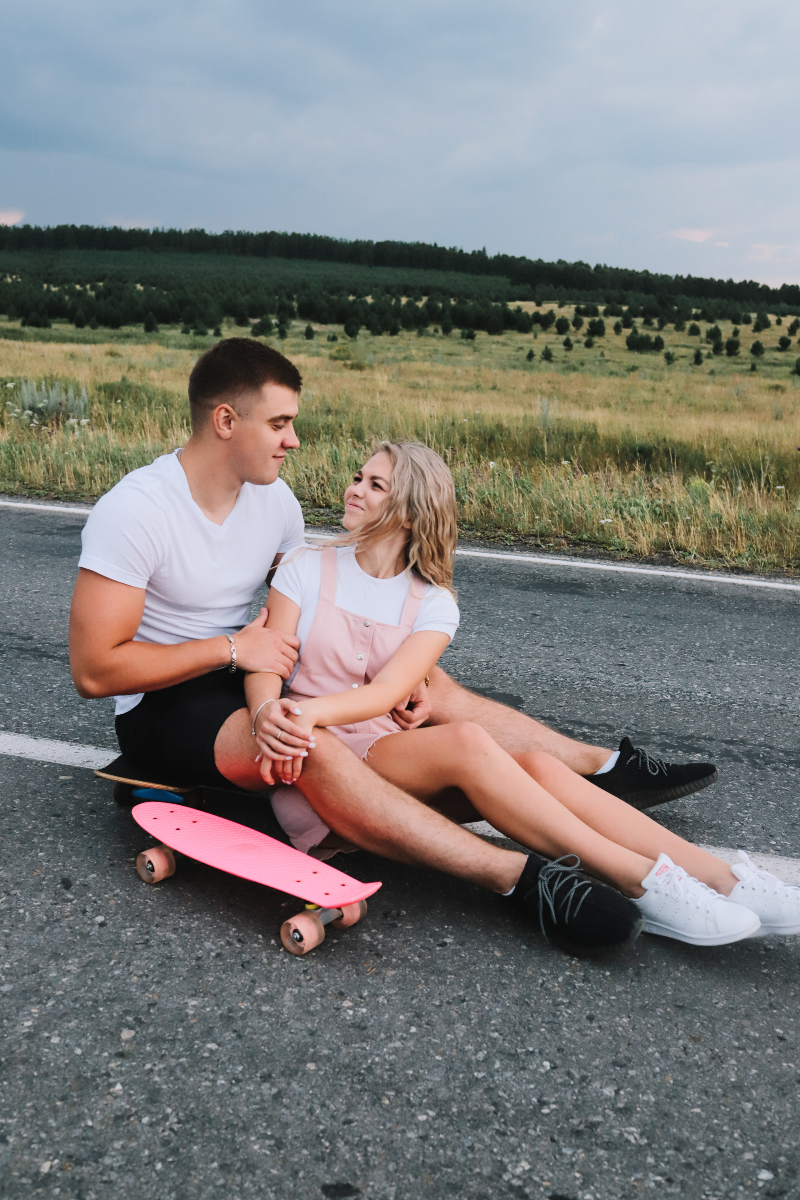 Женя и Лёша | ЛЮБОВЬ, СКЕЙТЫ И ПОПКОРН. Фотограф Регина Даниловна Усть — Катав