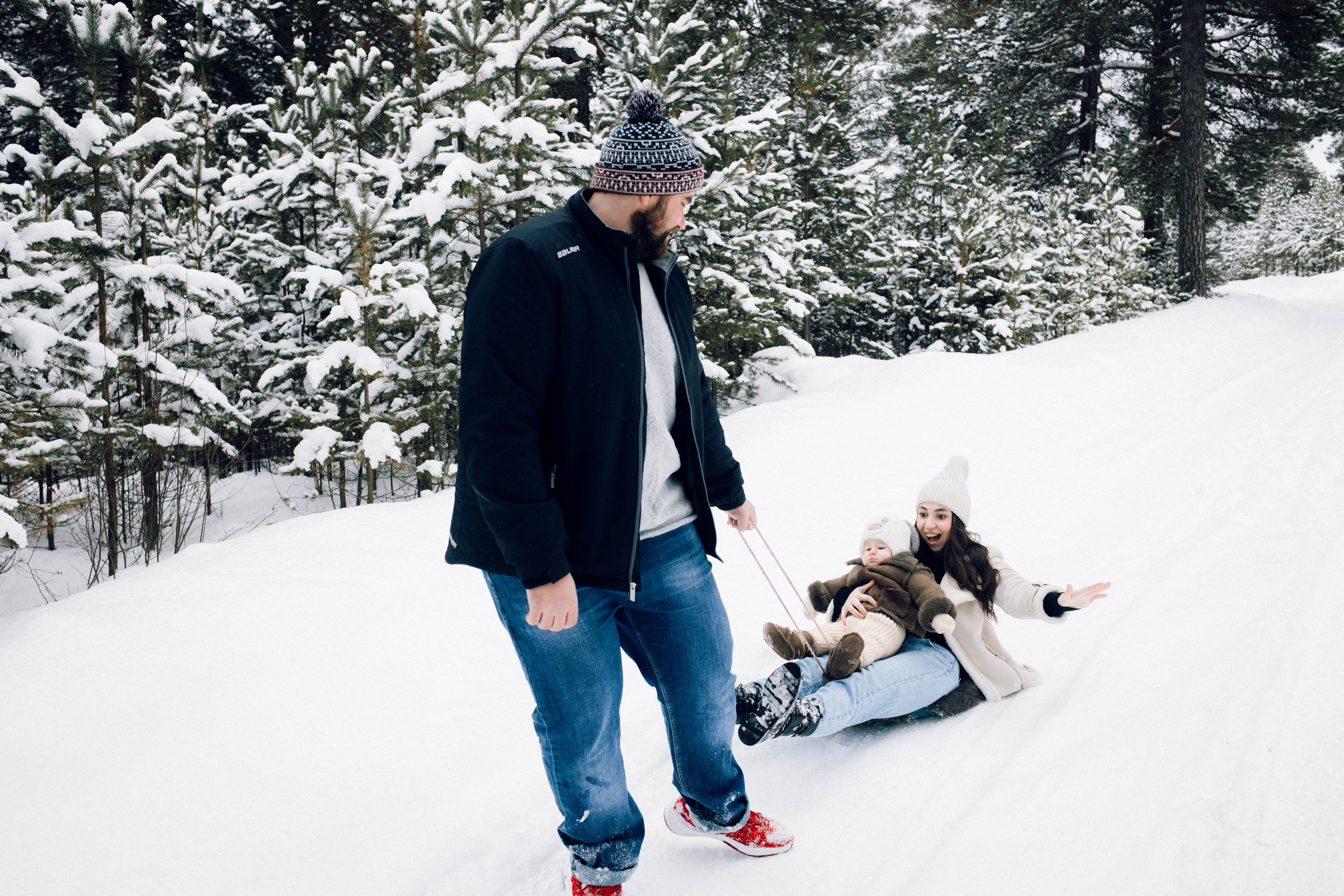 Захар на прогулке. Фотограф Регина Даниловна Усть — Катав