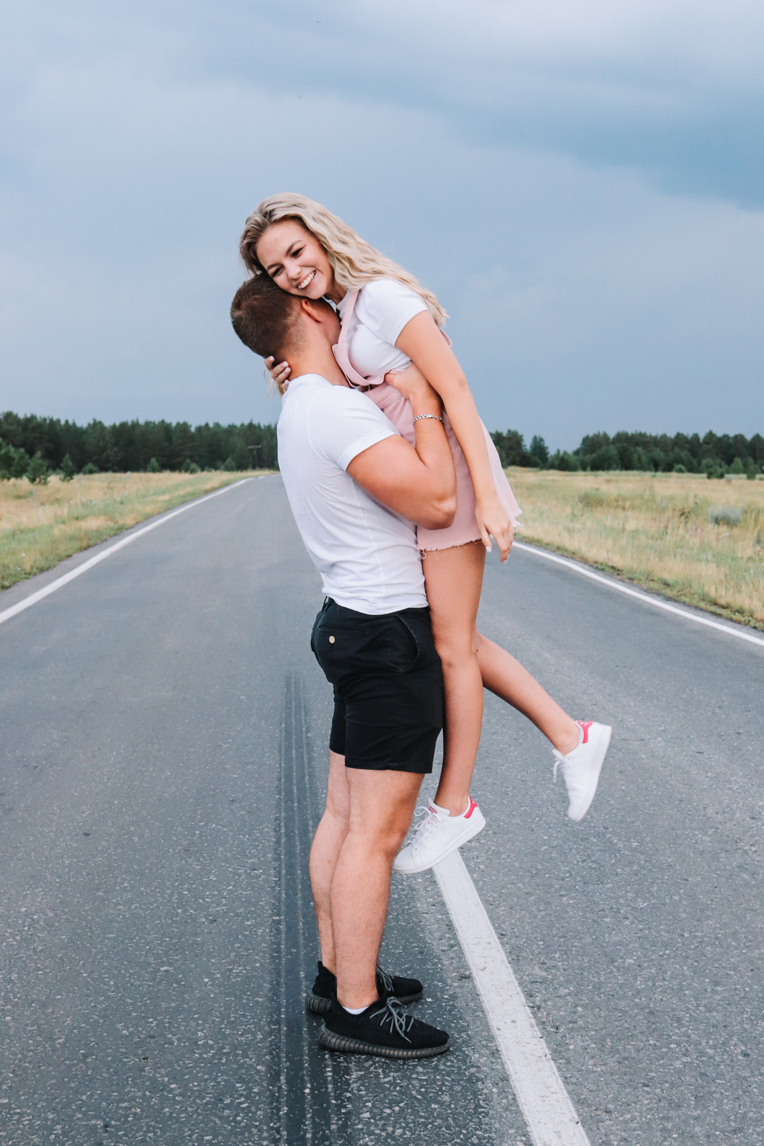 Женя и Лёша | ЛЮБОВЬ, СКЕЙТЫ И ПОПКОРН. Фотограф Регина Даниловна Усть — Катав