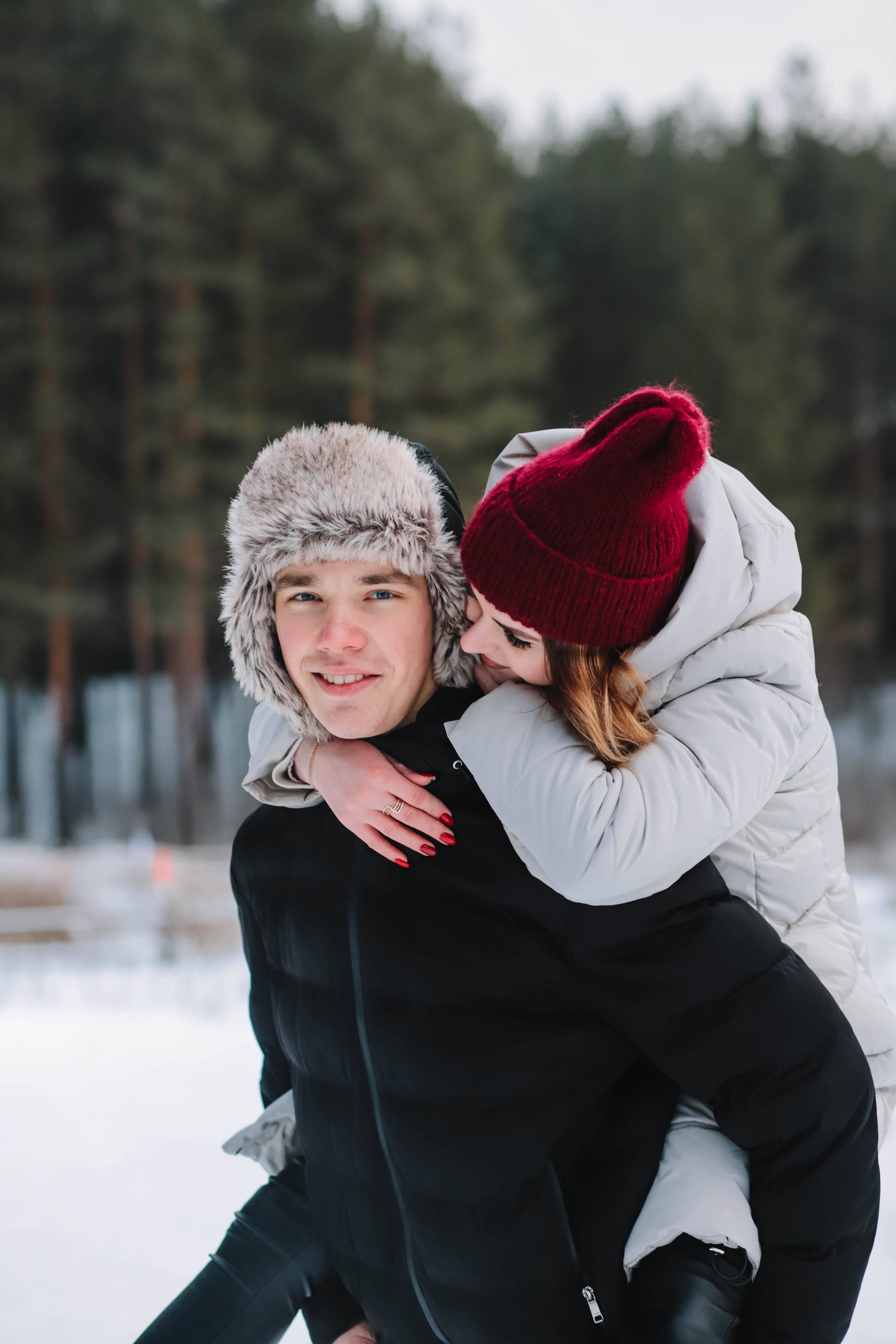 Денис и Яна | Зимняя прогулка. Фотограф Регина Даниловна Усть — Катав