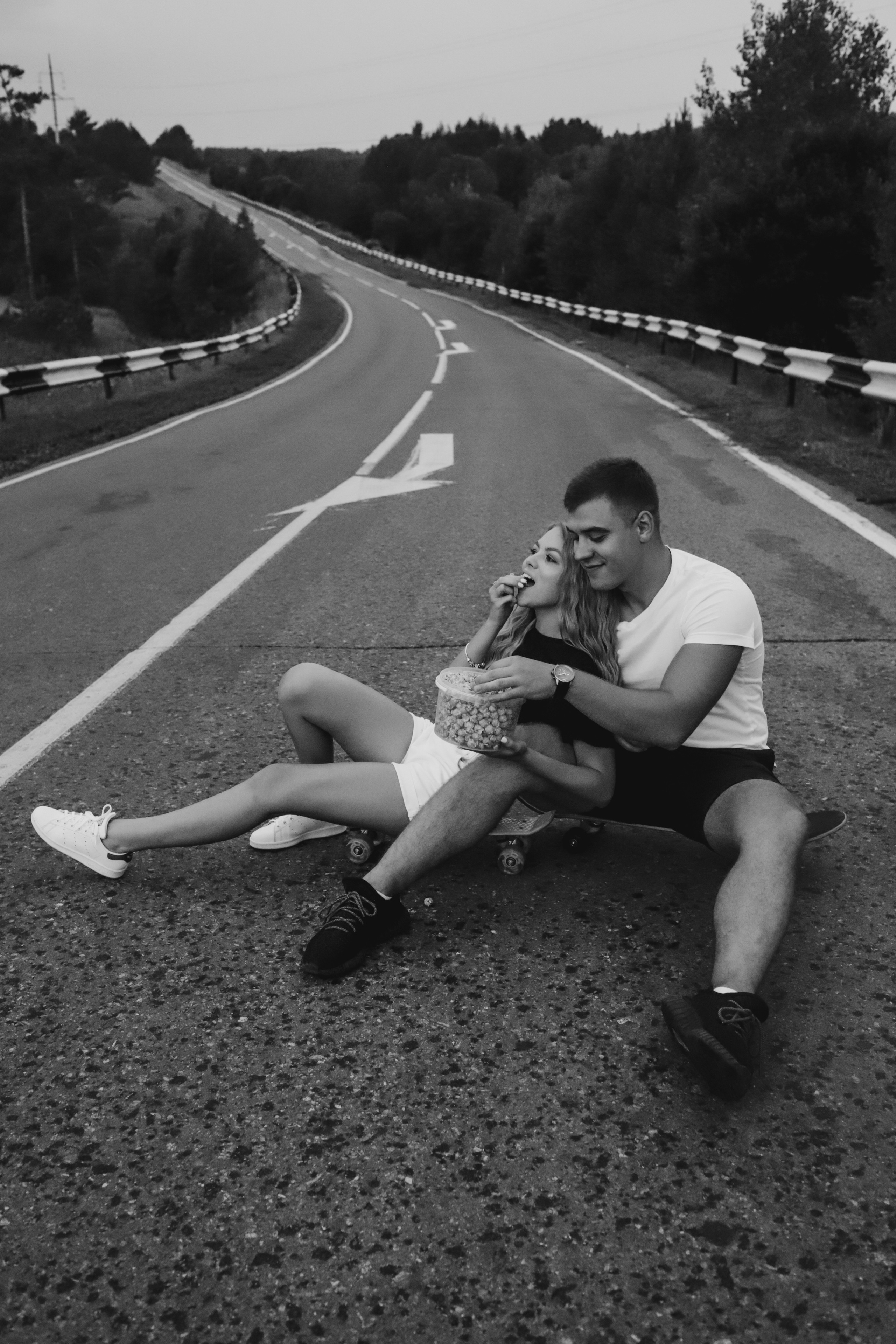 Женя и Лёша | ЛЮБОВЬ, СКЕЙТЫ И ПОПКОРН. Фотограф Регина Даниловна Усть — Катав