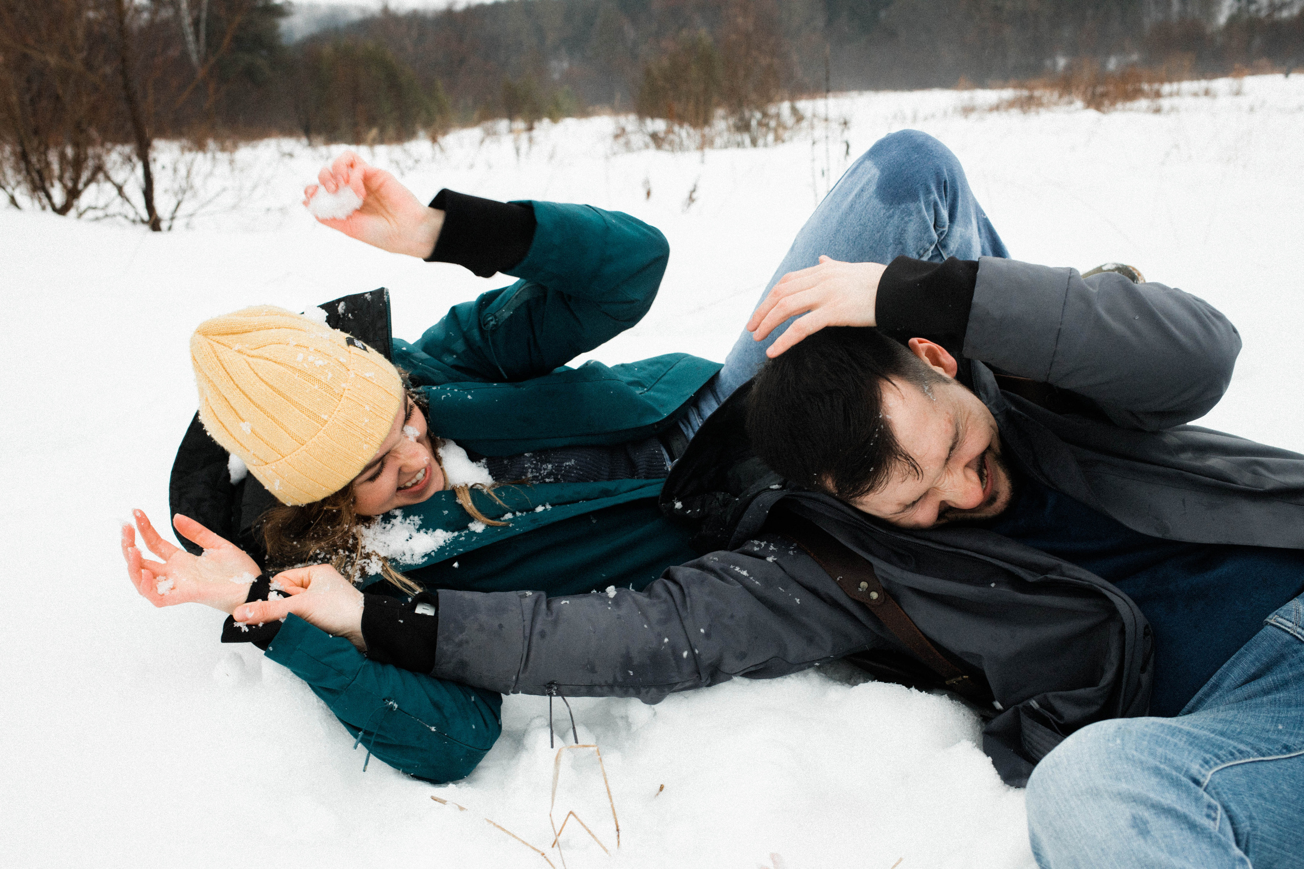 Женя, Антон и дед Маркиз. Фотограф Регина Даниловна Усть — Катав